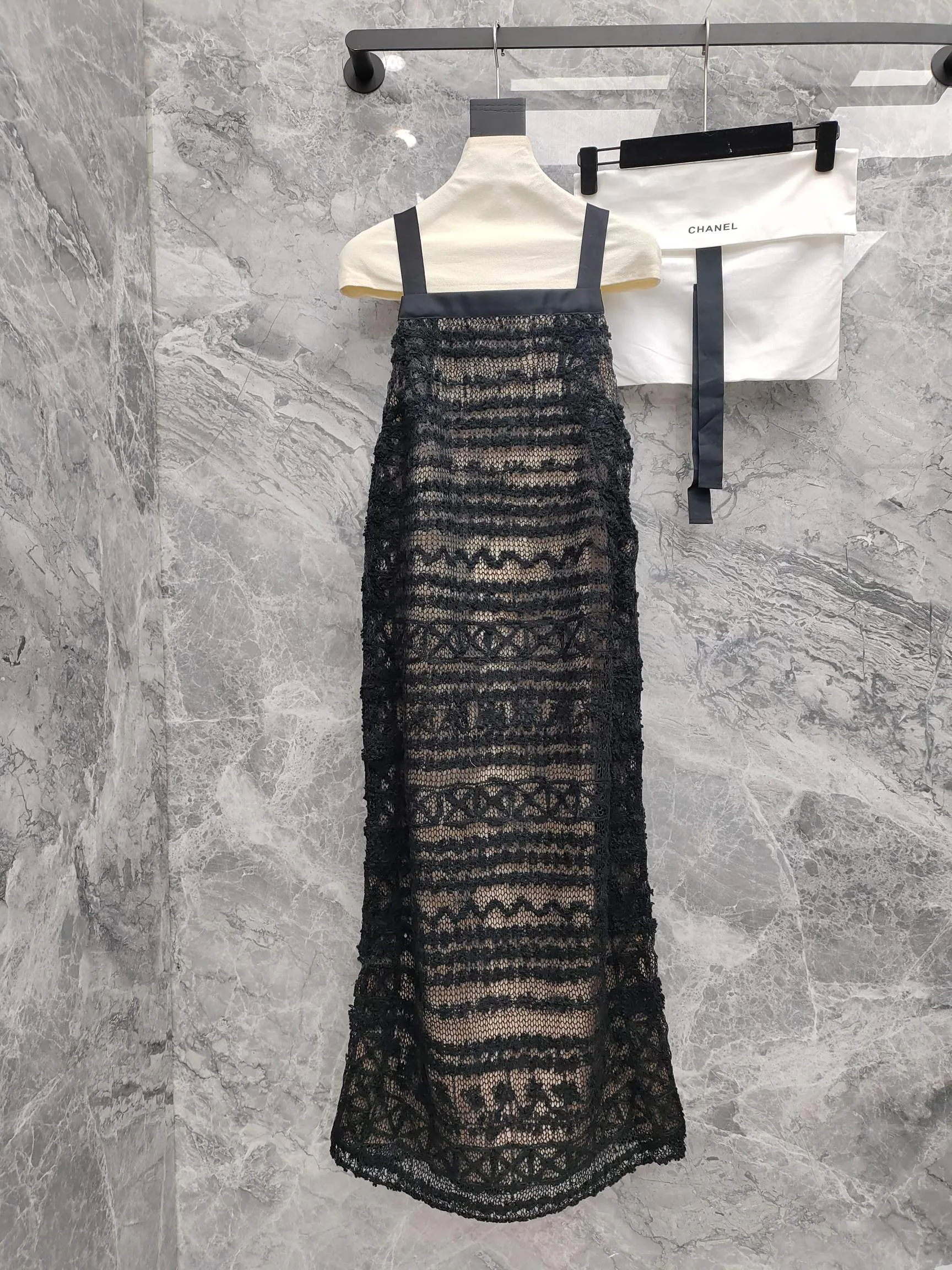 Платья Женские Chanel 9451844