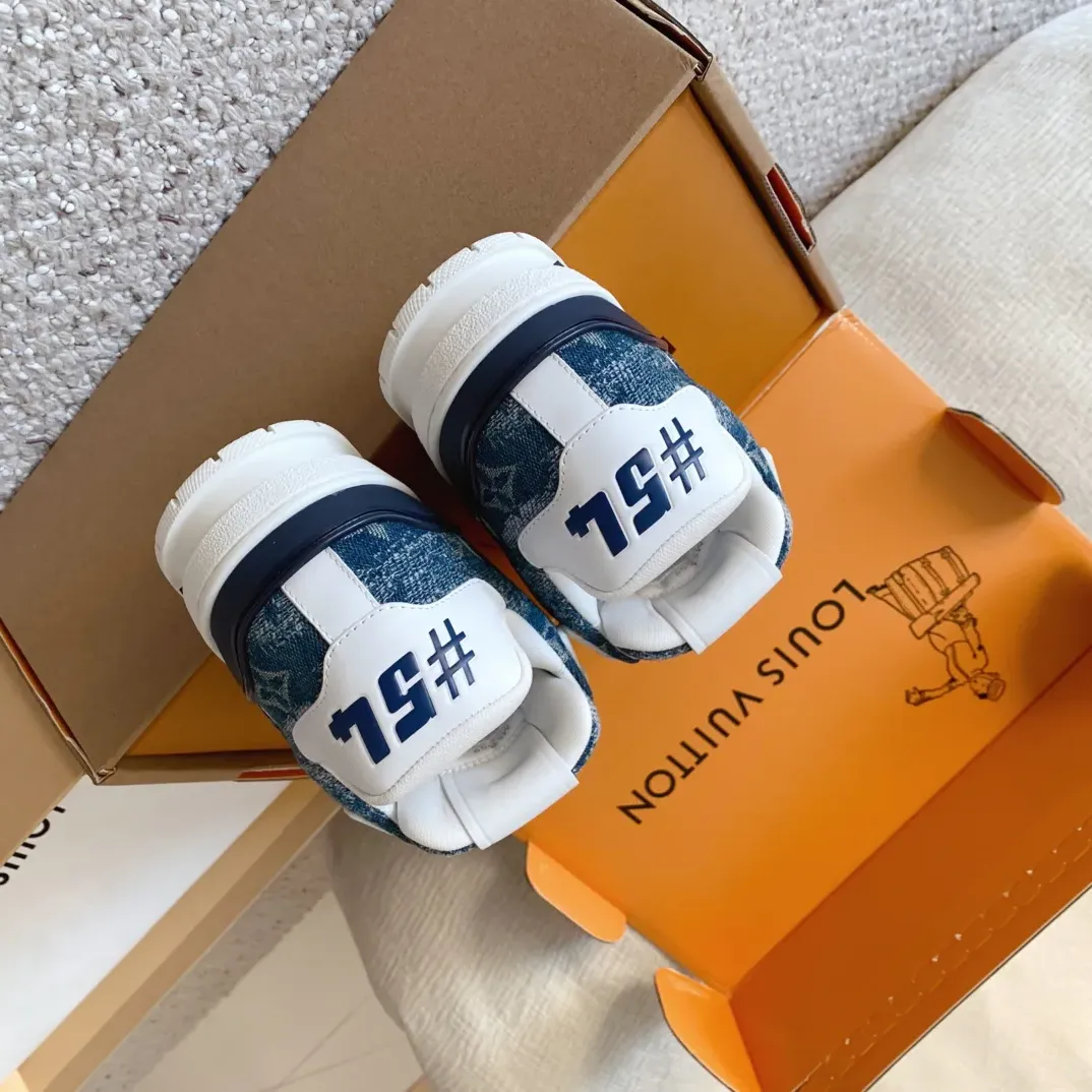 Кроссовки Женские Louis Vuitton 5893985