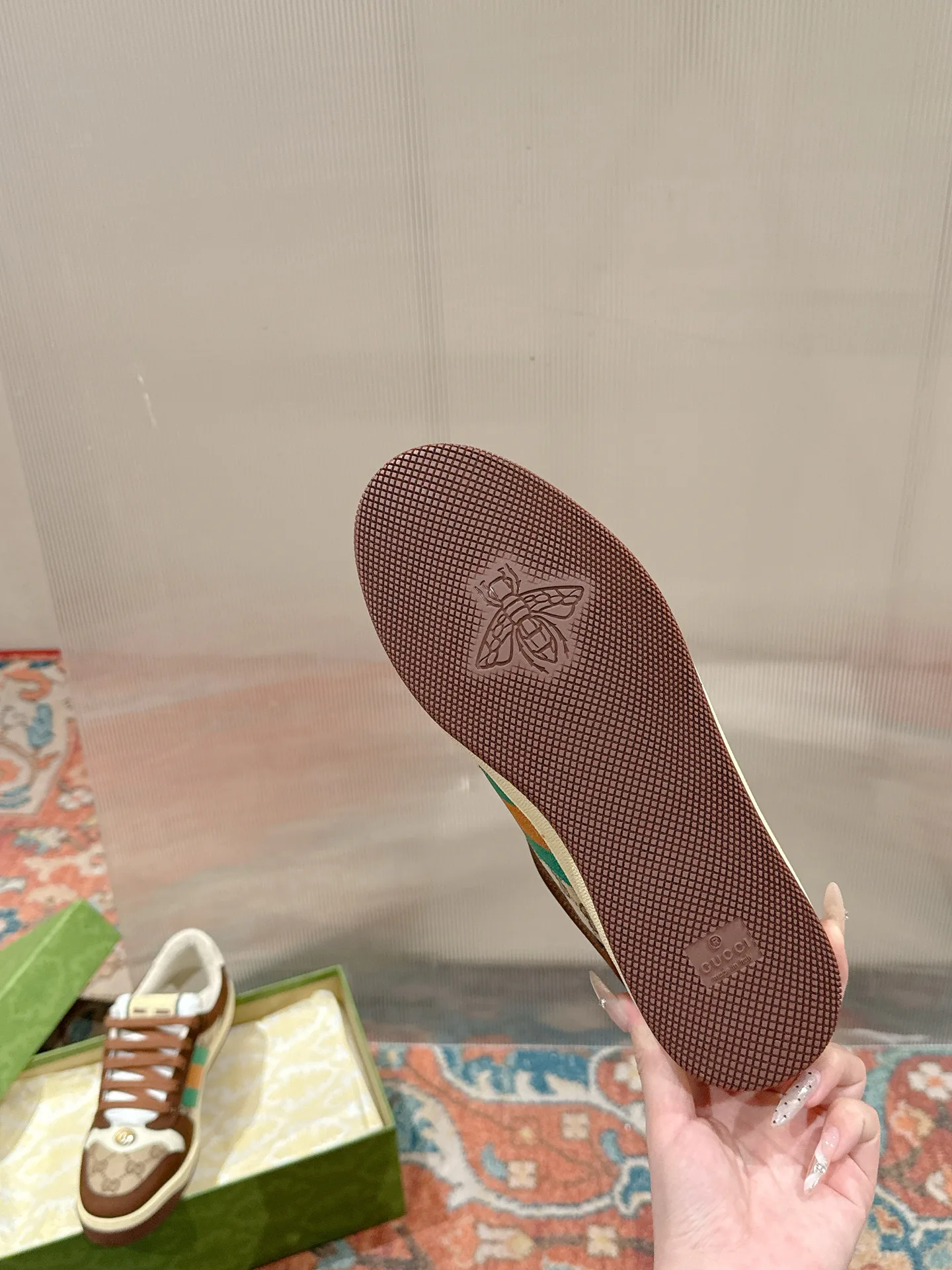 Кроссовки Женские Gucci 17956630