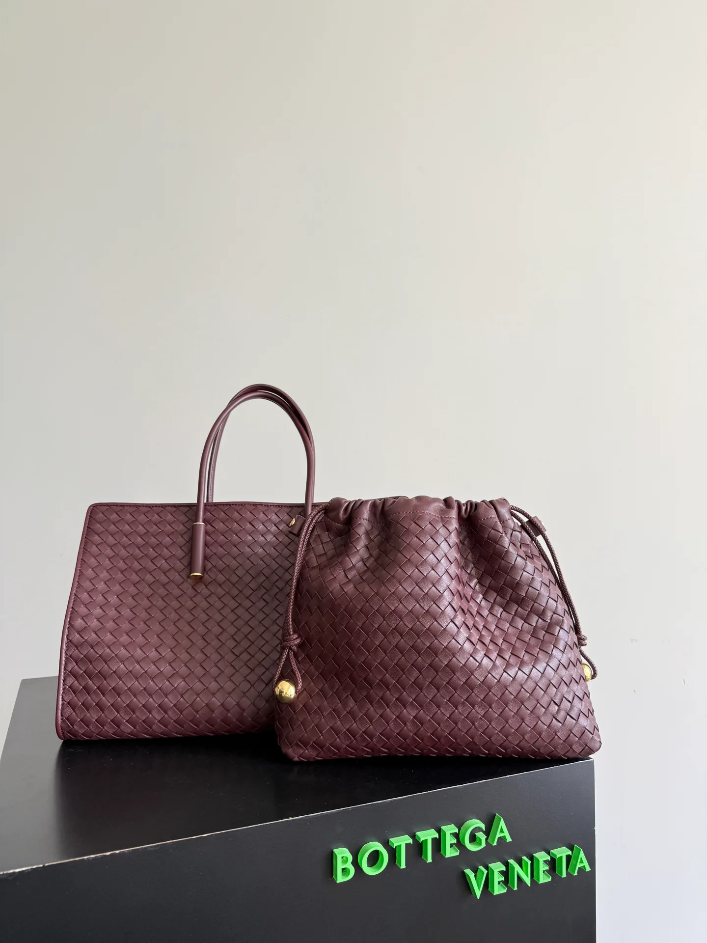 Классические Сумки Женские Bottega Veneta 12214525