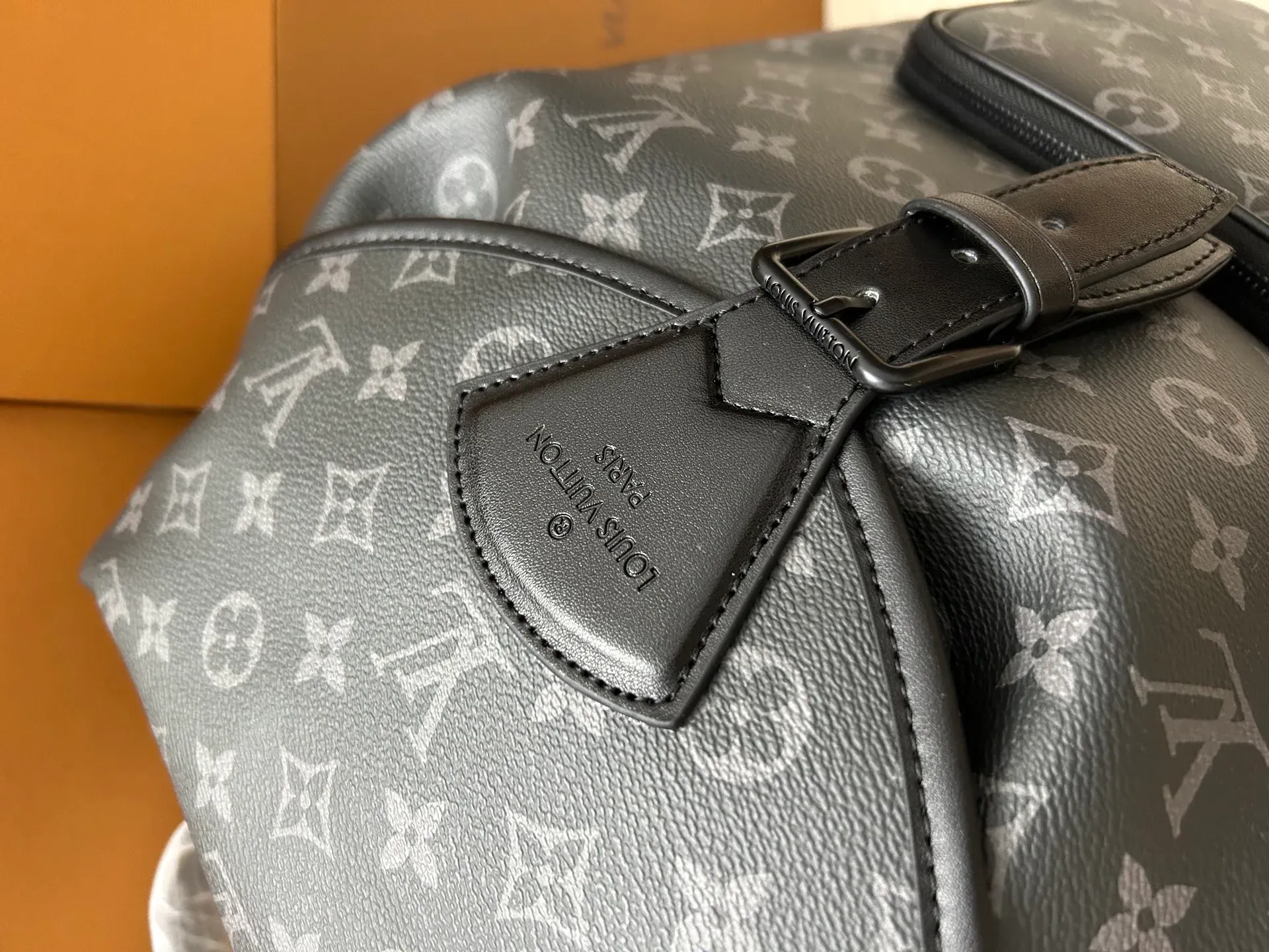 Рюкзаки Мужские Louis Vuitton 1707895