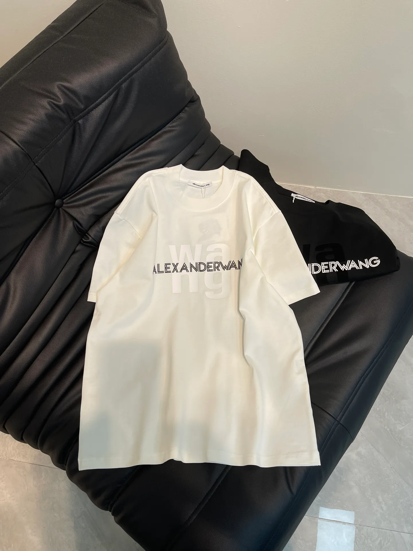 Футболки Женские Alexander Wang 3823