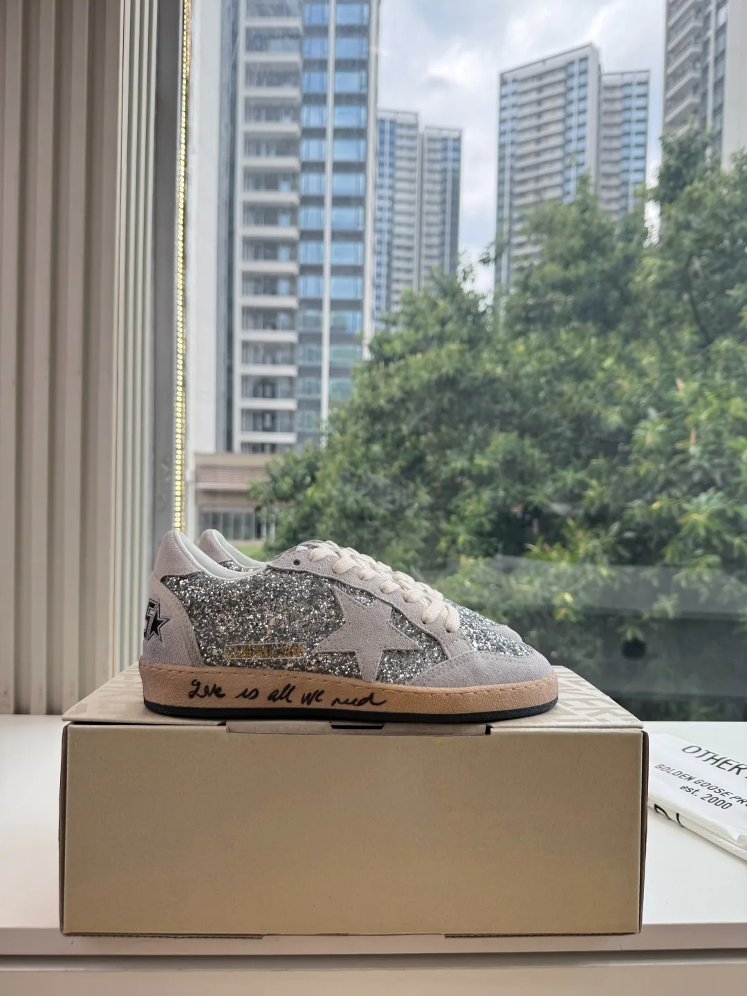 Кроссовки Женские Golden Goose 18801049