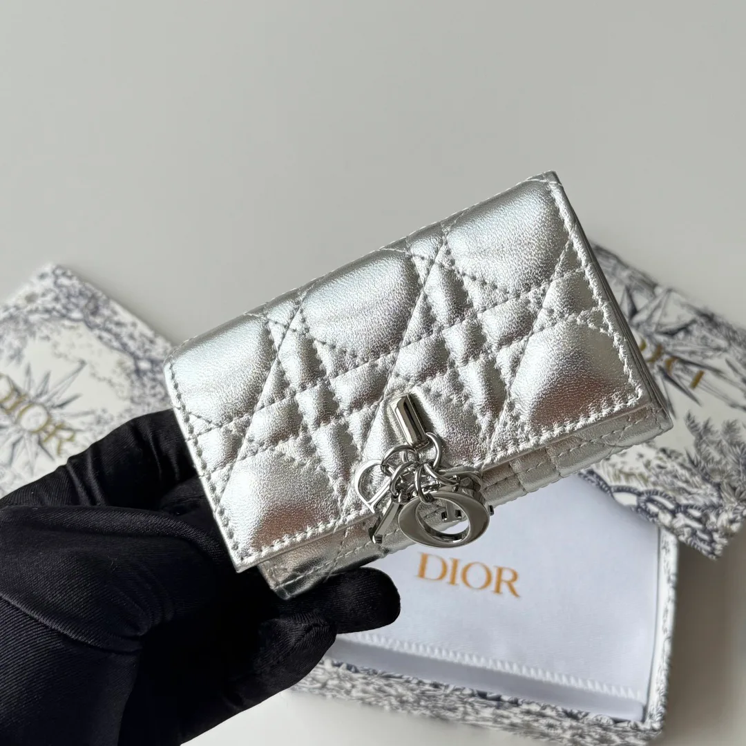 Клатчи Женские Christian Dior 18957132