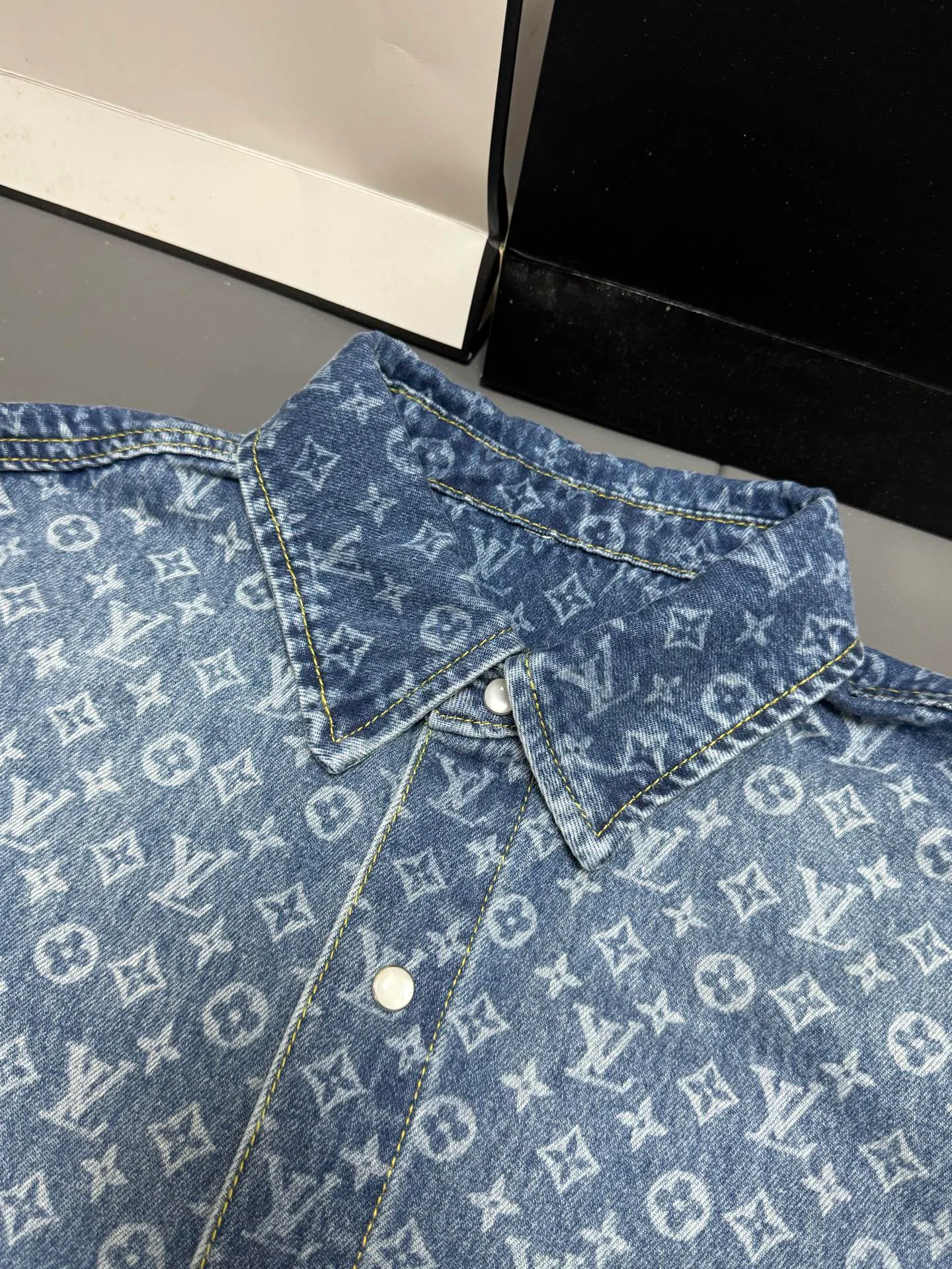 Рубашки Женские Louis Vuitton 18743310