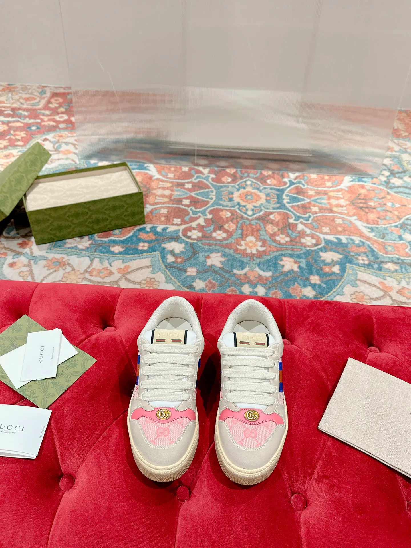 Кроссовки Женские Gucci 17956709