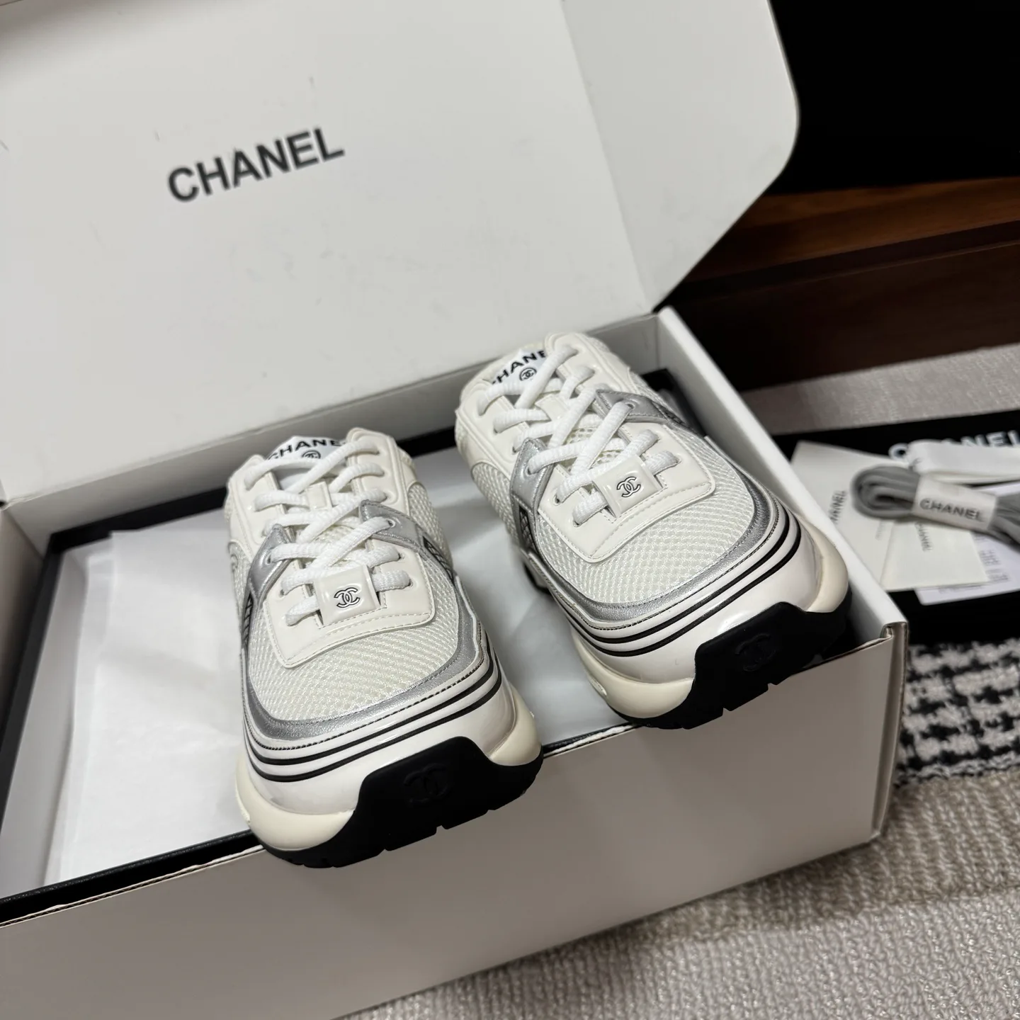 Кроссовки Женские Chanel 947305