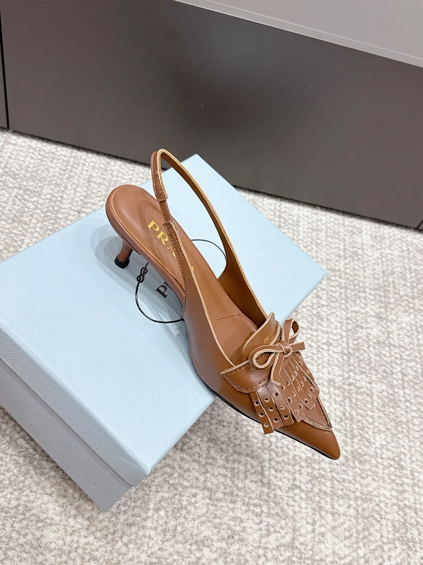 Туфли Женские Prada 13540593