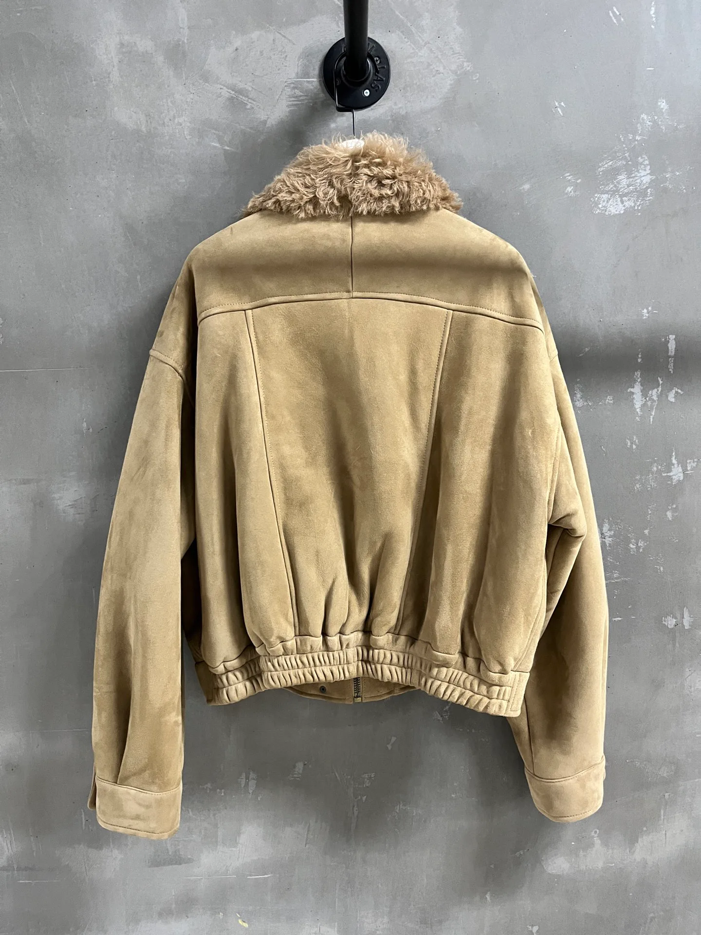 Кожаные Куртки И Дублёнки Женские Saint Laurent 19505519