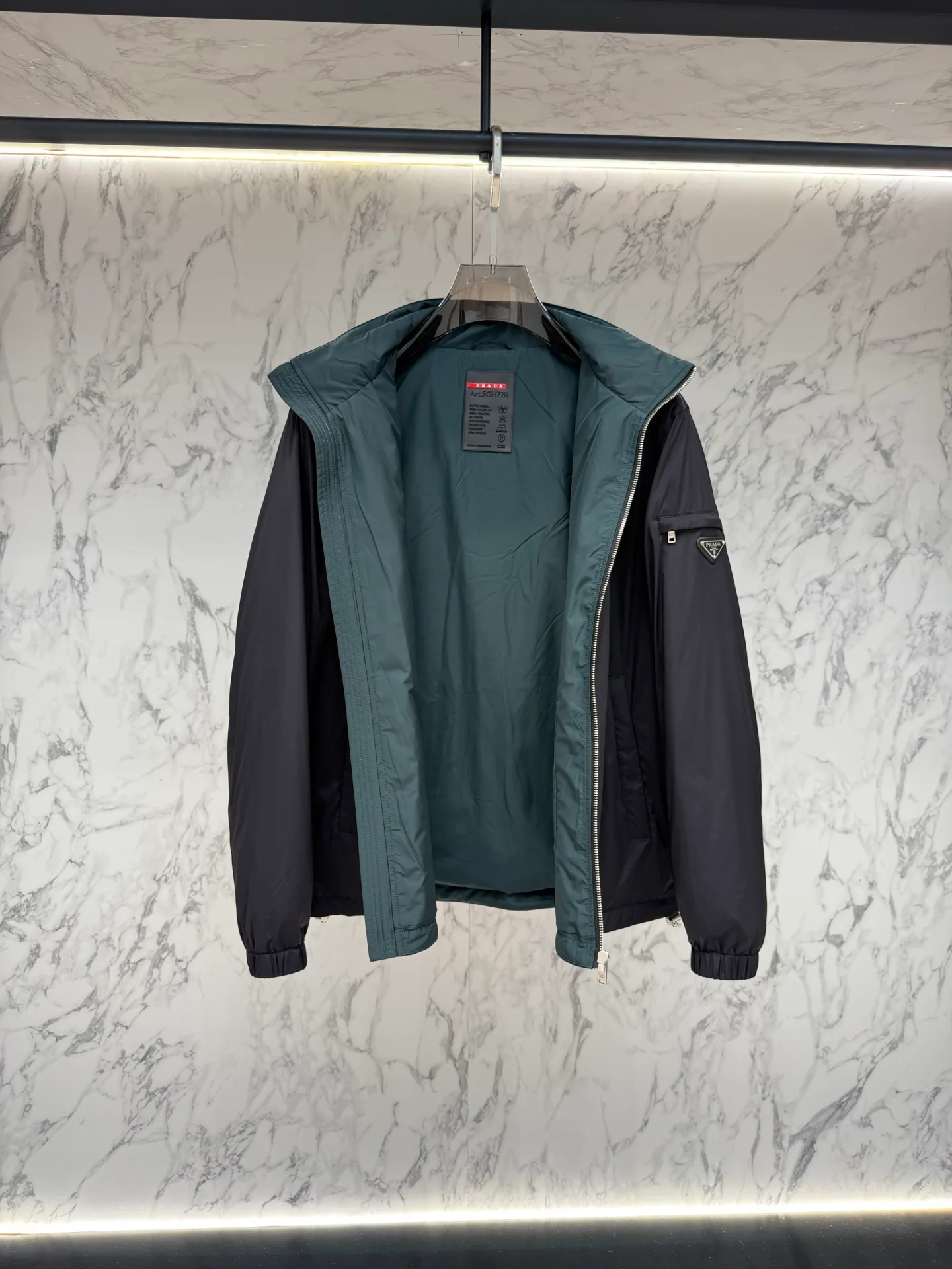 Куртки И Пуховики Мужские Prada 18214569