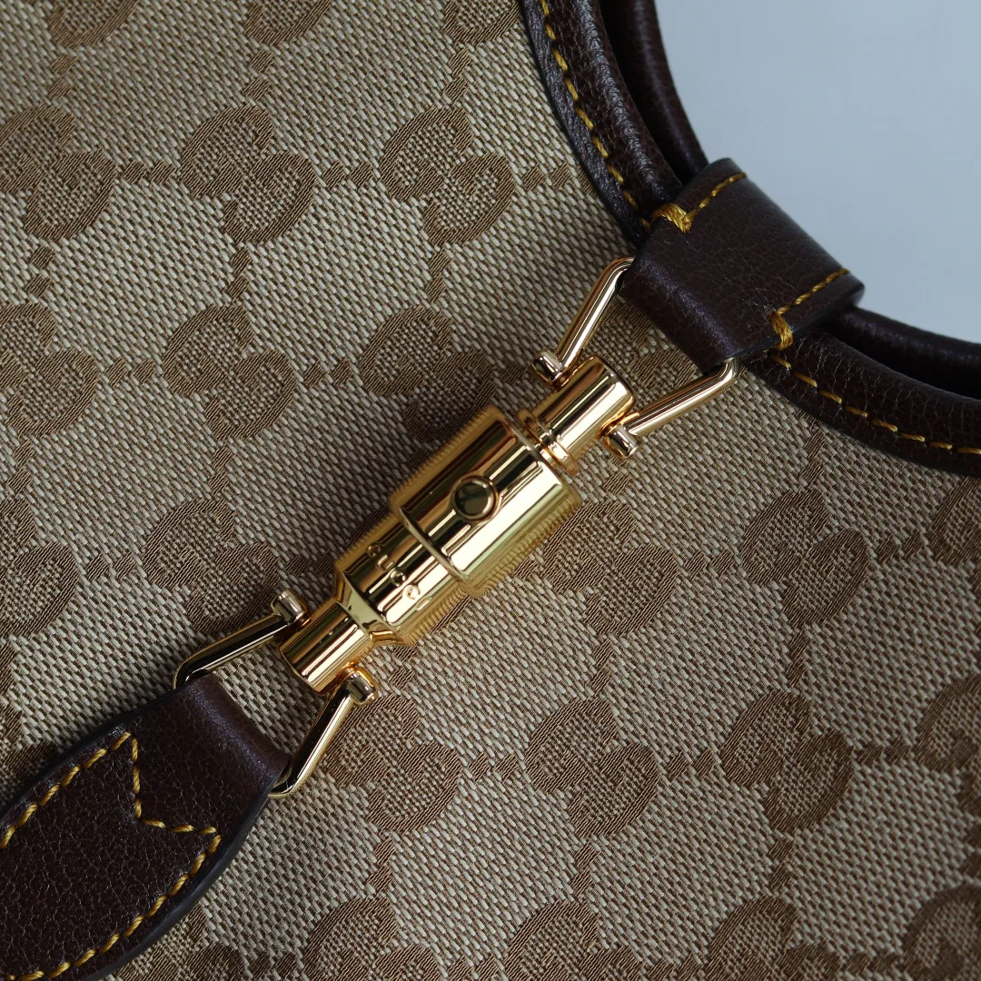 Классические Сумки Женские Gucci 11703973