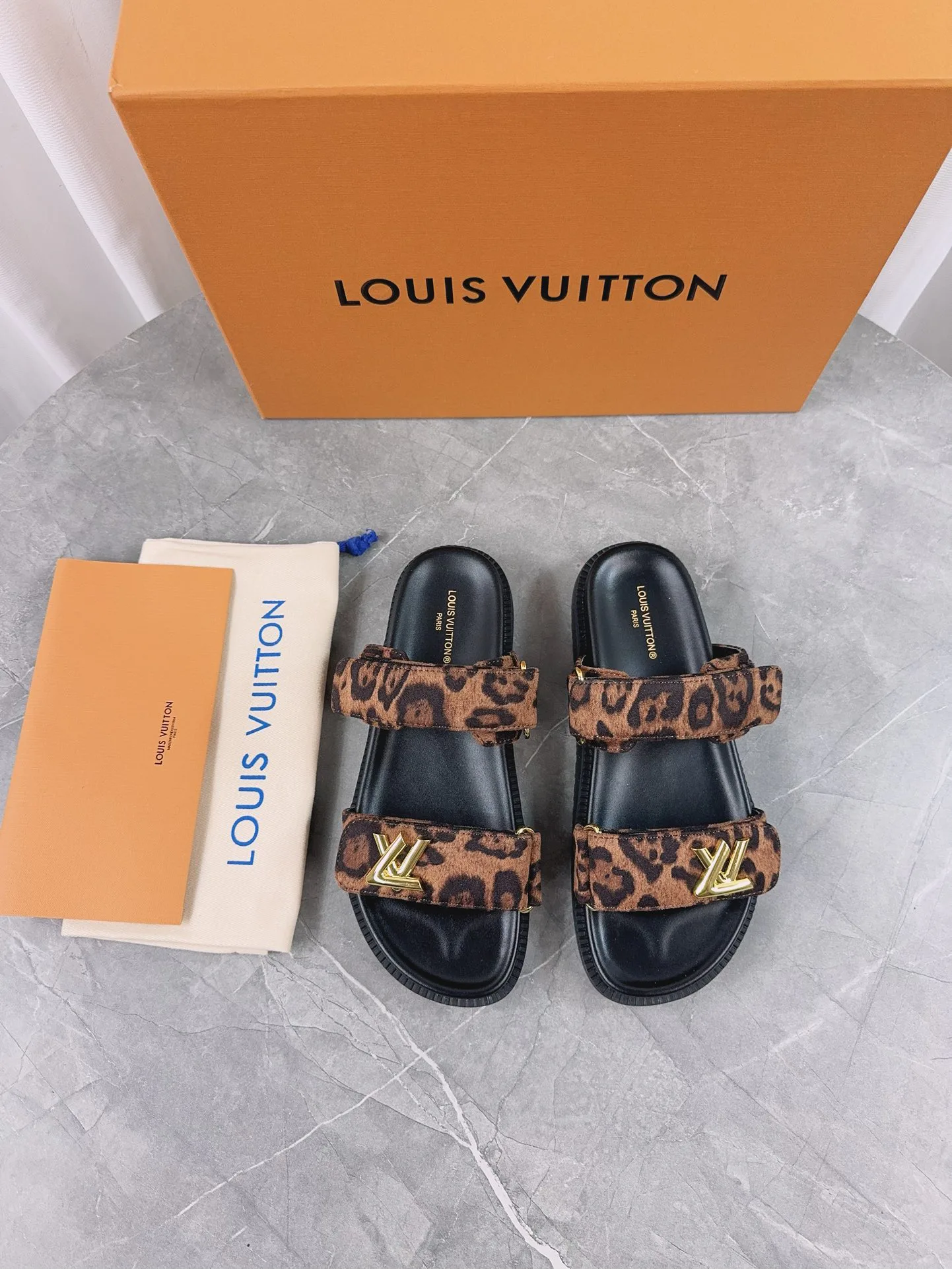 Сандалии Женские Louis Vuitton 12156559