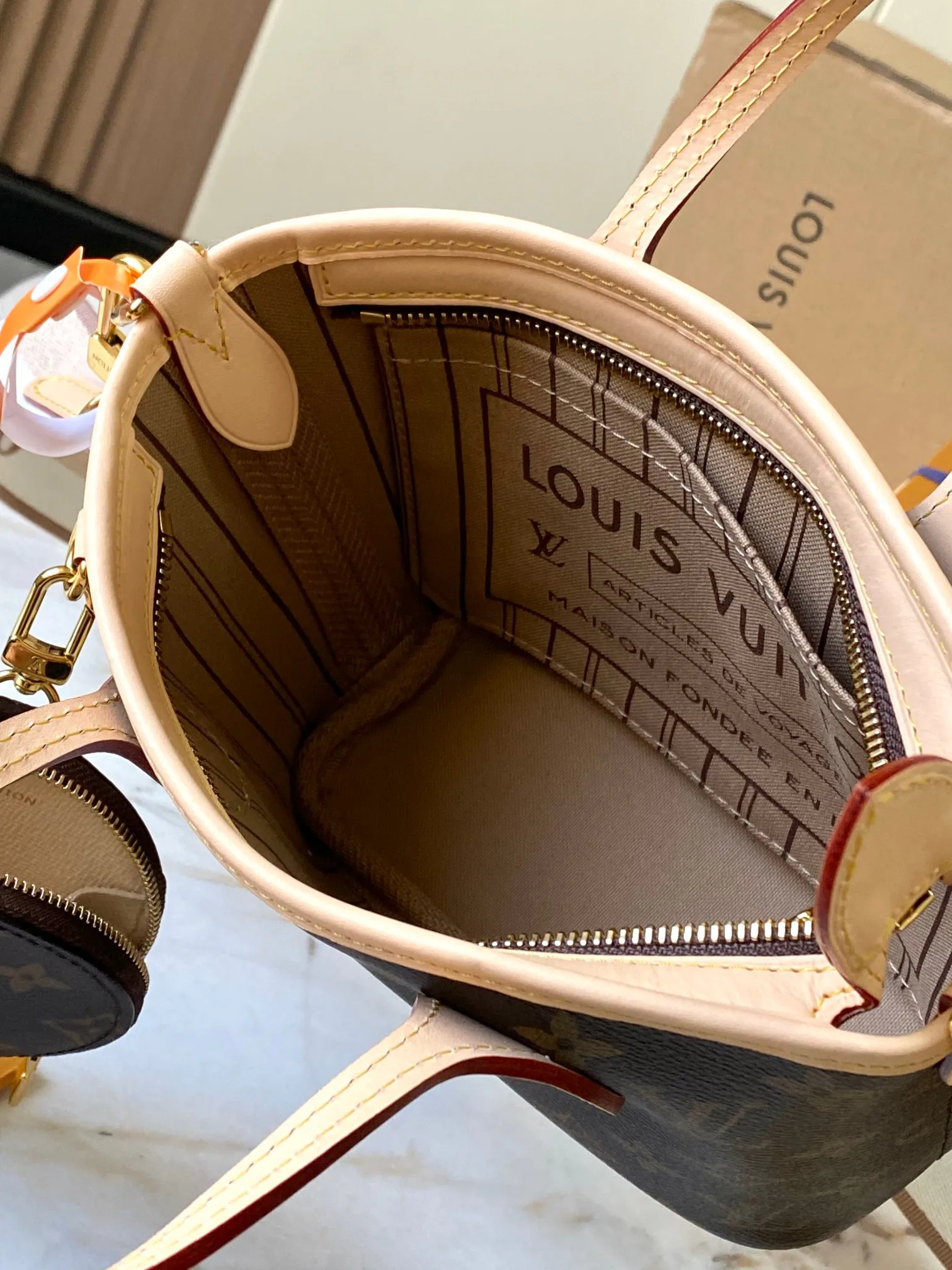 Сумки На Ремне Женские Louis Vuitton 110030