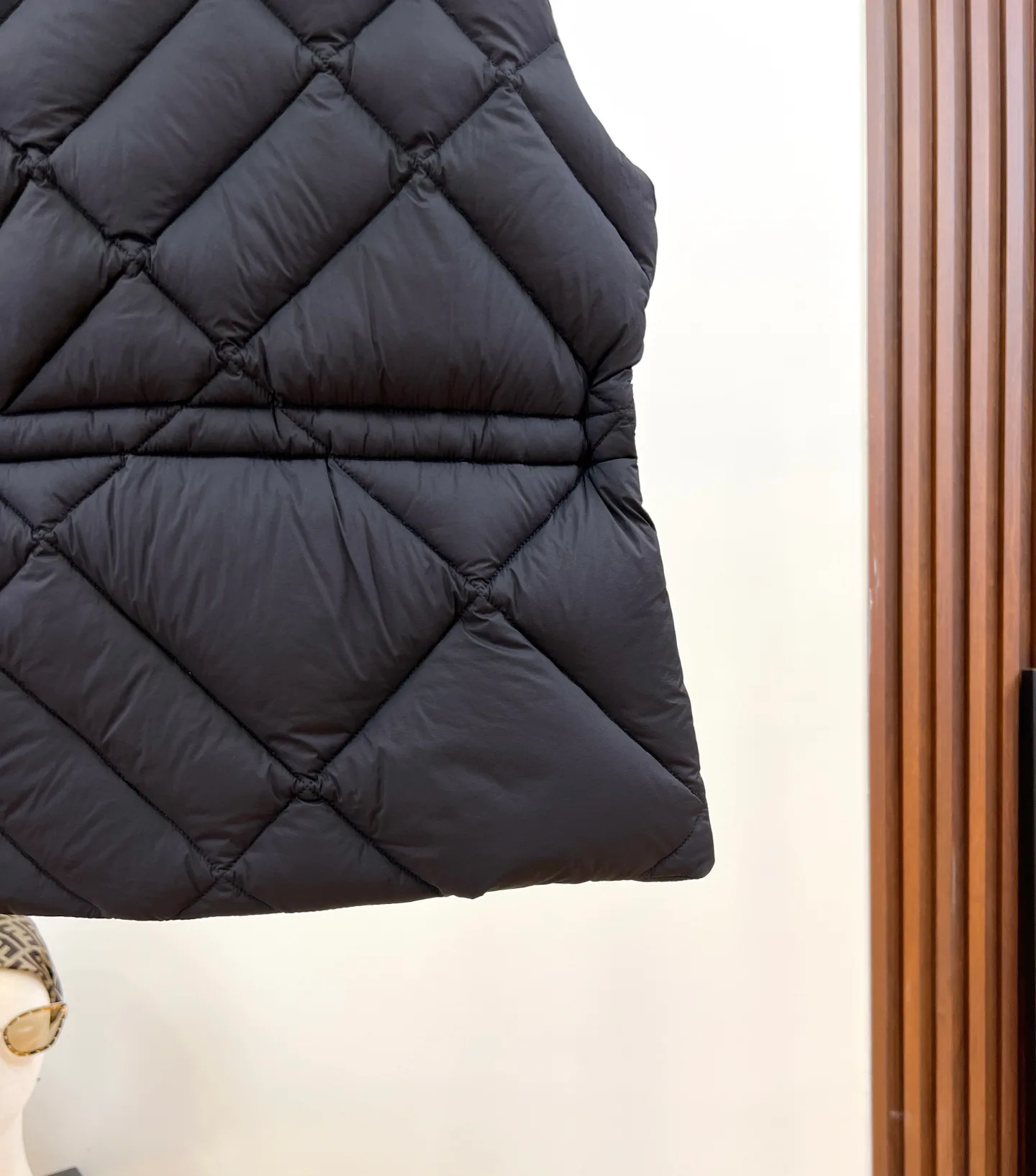 Жилеты Женские Burberry 17964777