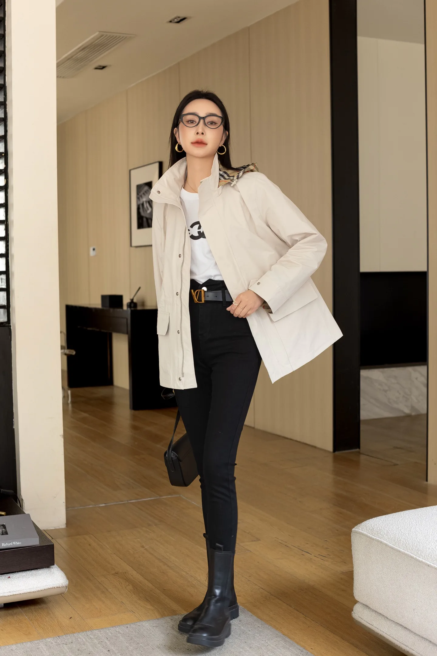 Куртки И Пуховики Женские Burberry 11698733