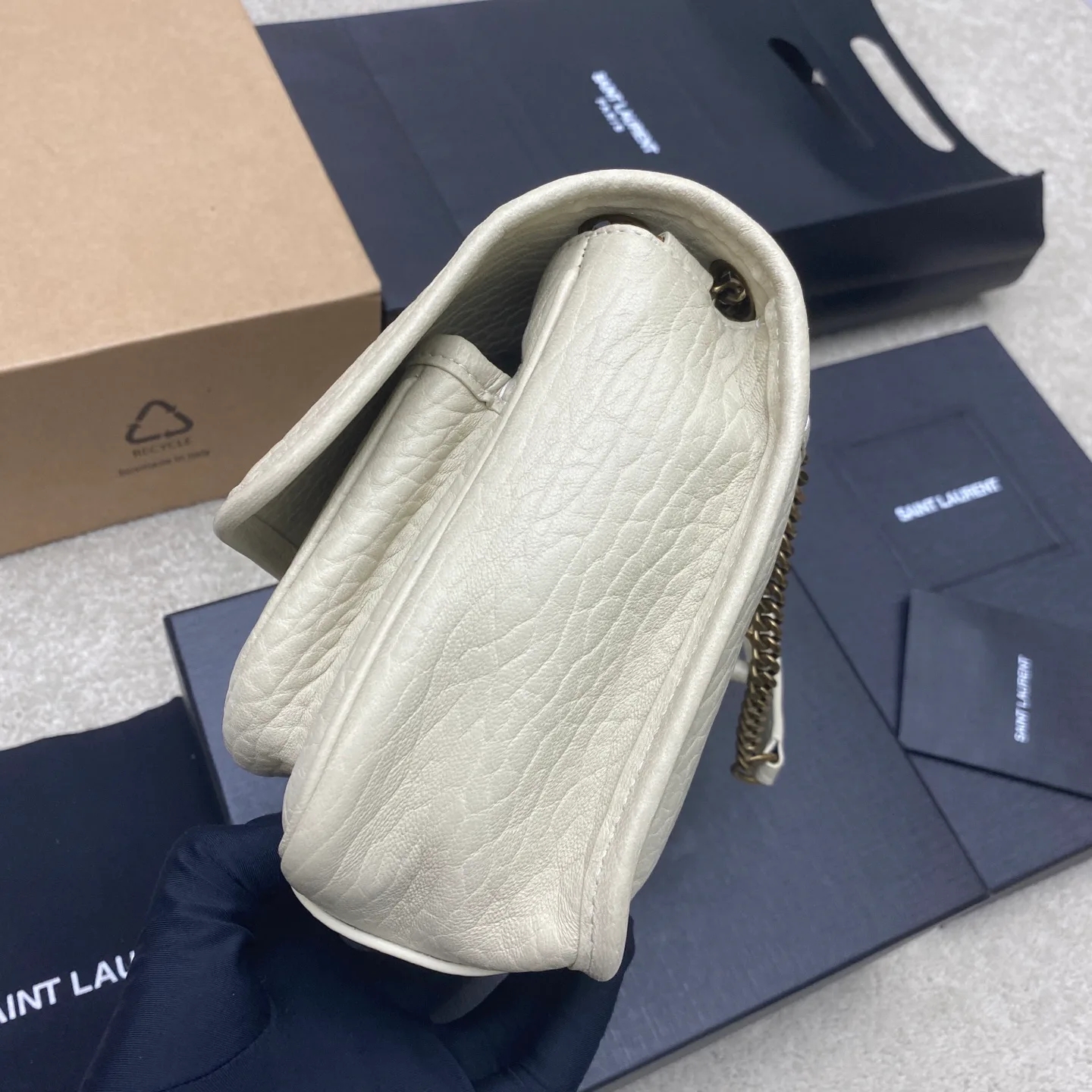 Классические Сумки Женские Saint Laurent 13435184