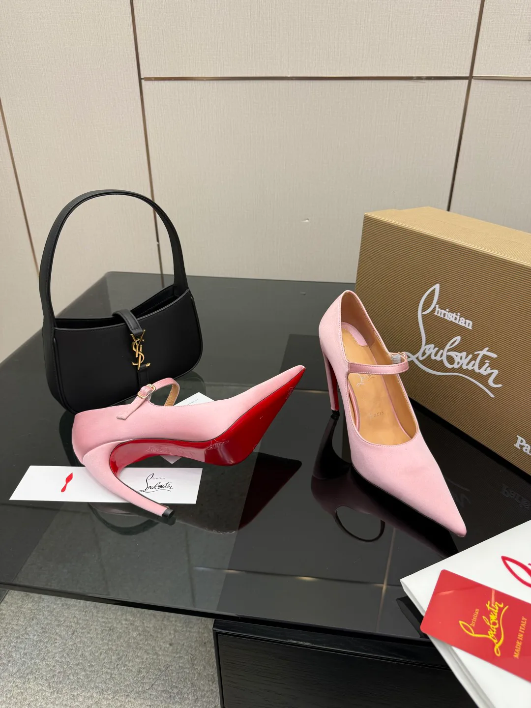 Туфли Женские Christian Louboutin 5052083