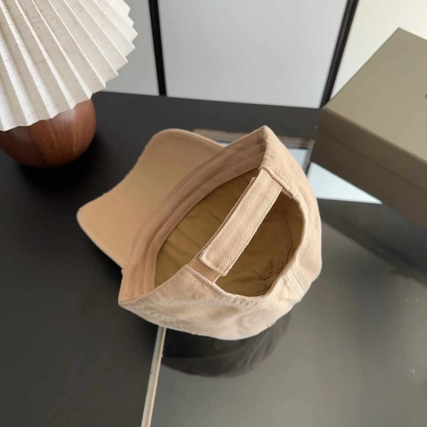 Головные Уборы Balenciaga 17646865