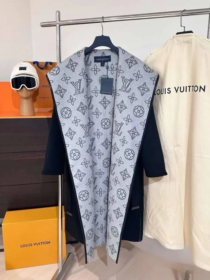 Пальто Женские Louis Vuitton 669835
