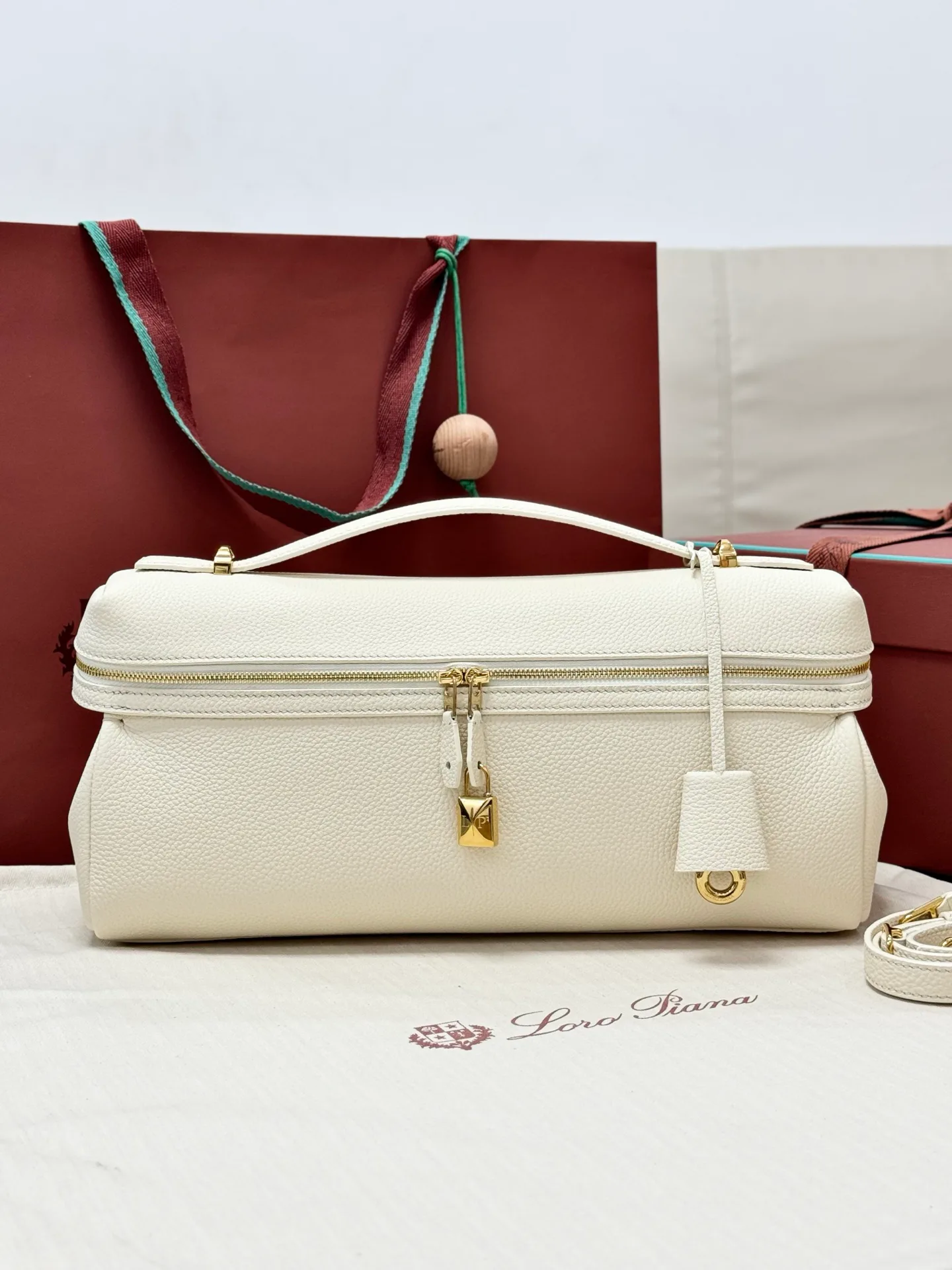 Классические Сумки Женские Loro Piana 11472663