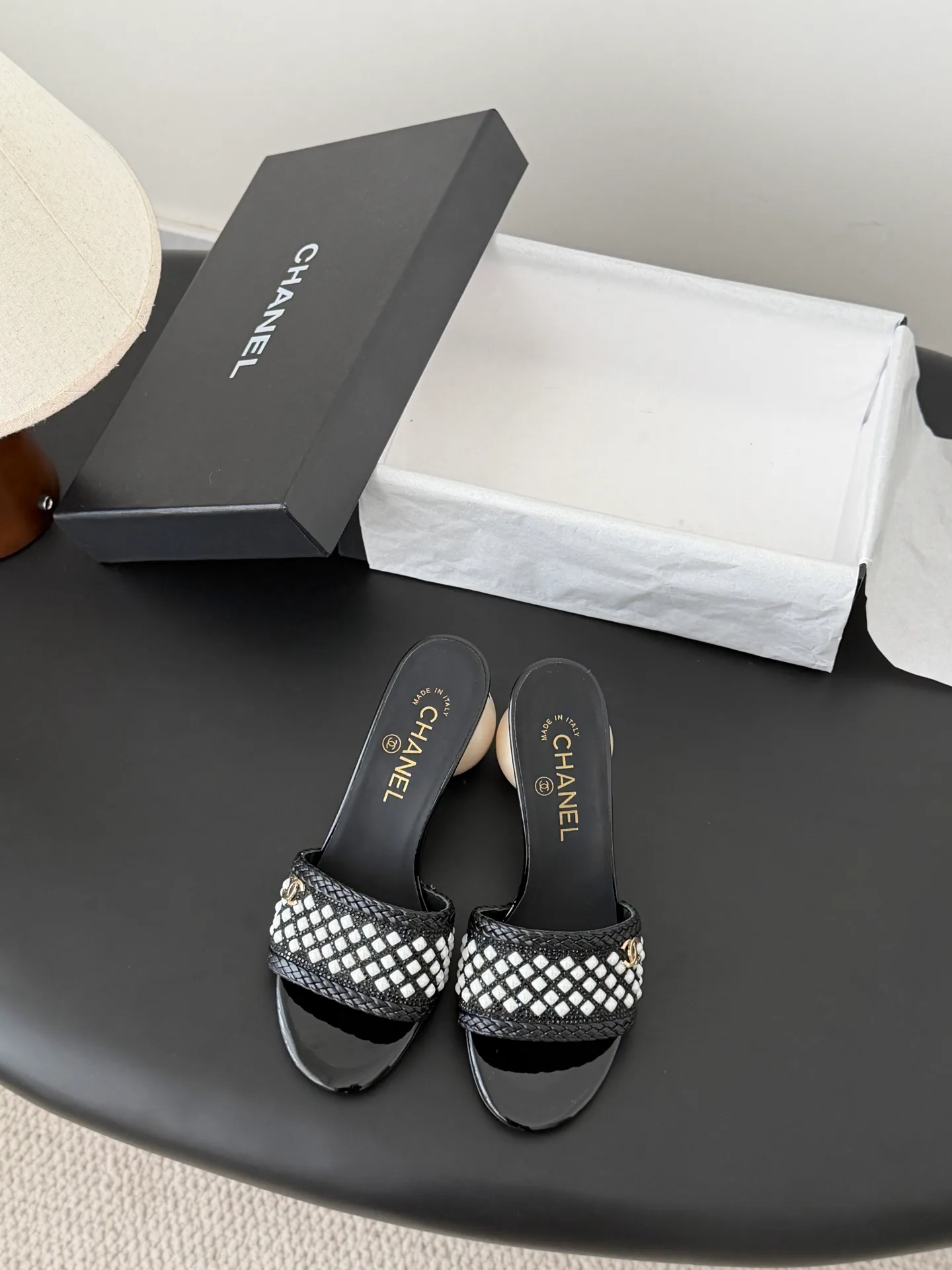 Босоножки Женские Chanel 10997479