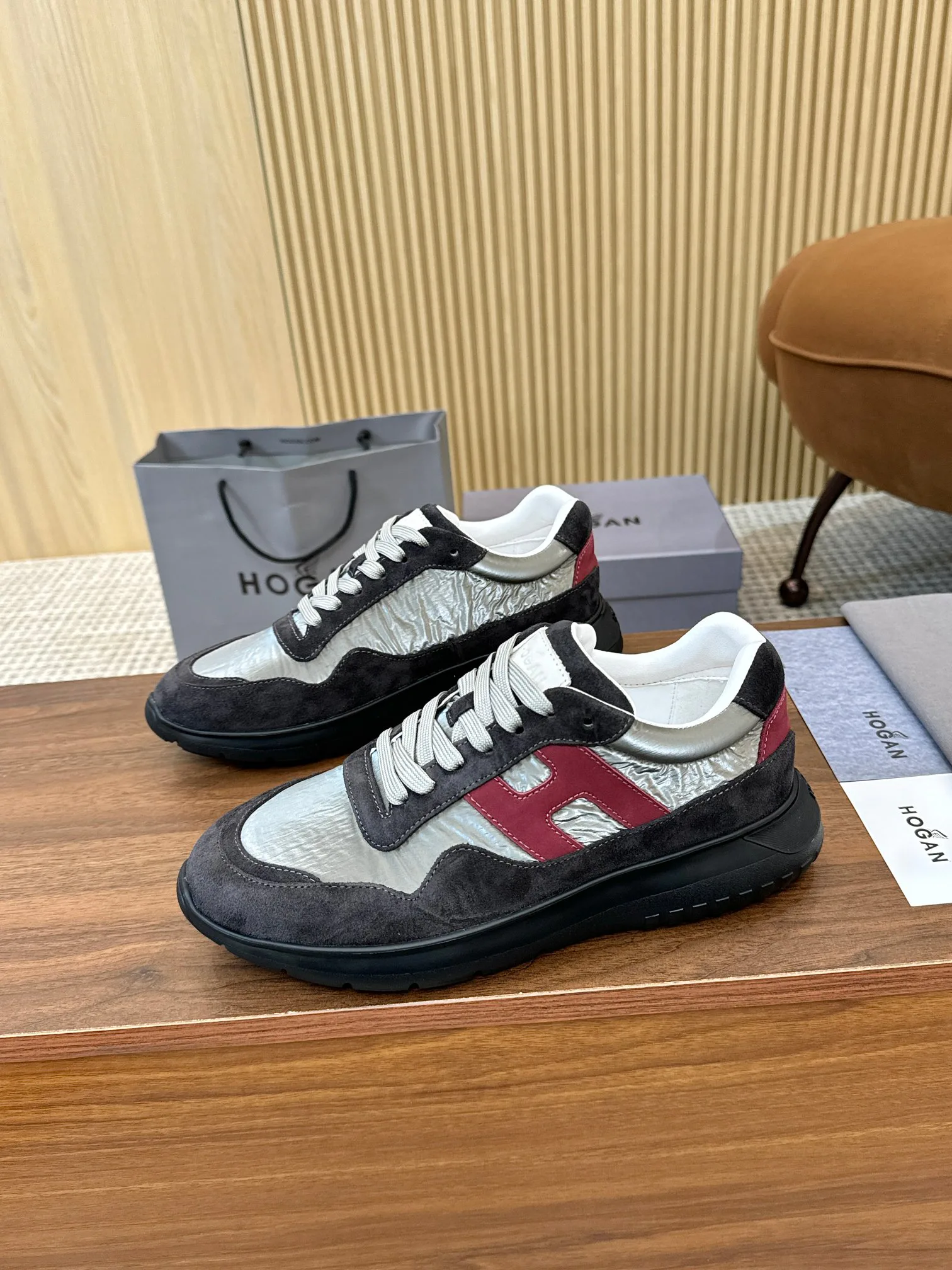 Кроссовки Женские Hogan 12835350