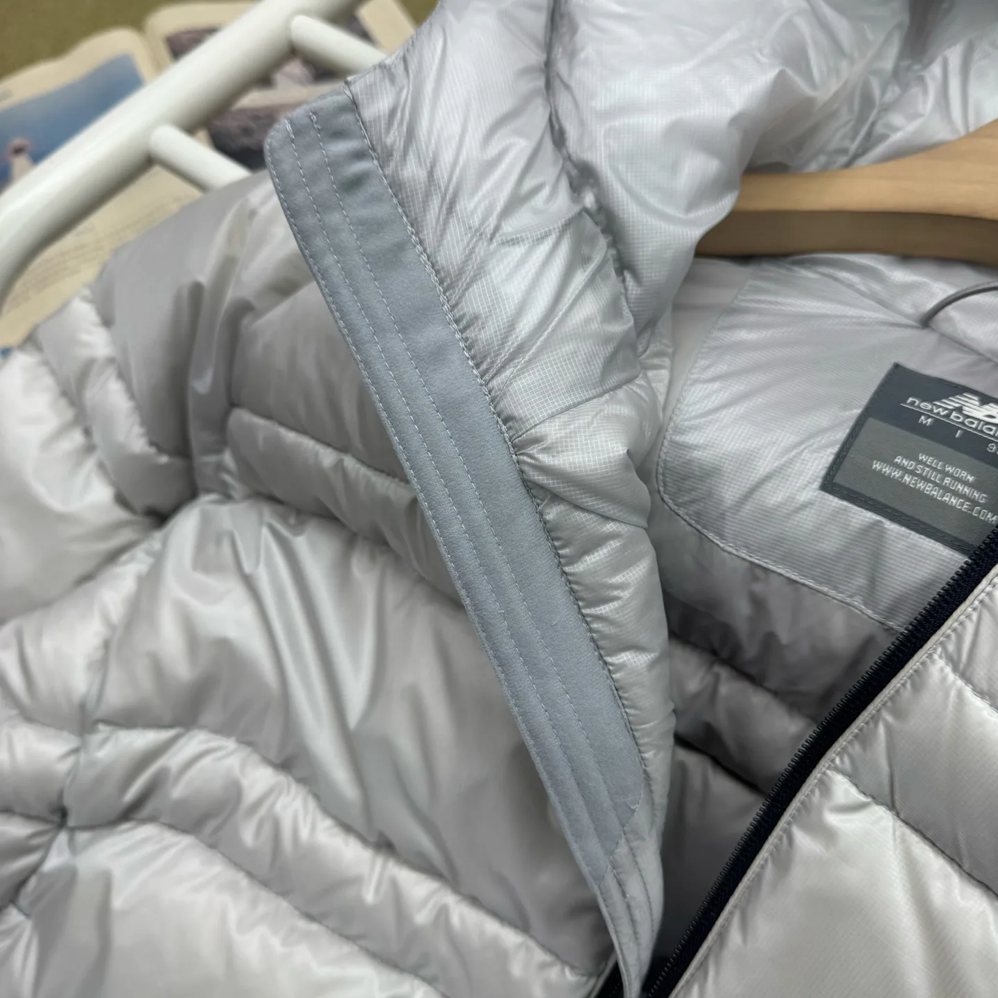 Куртки И Пуховики Женские New Balance 1029457