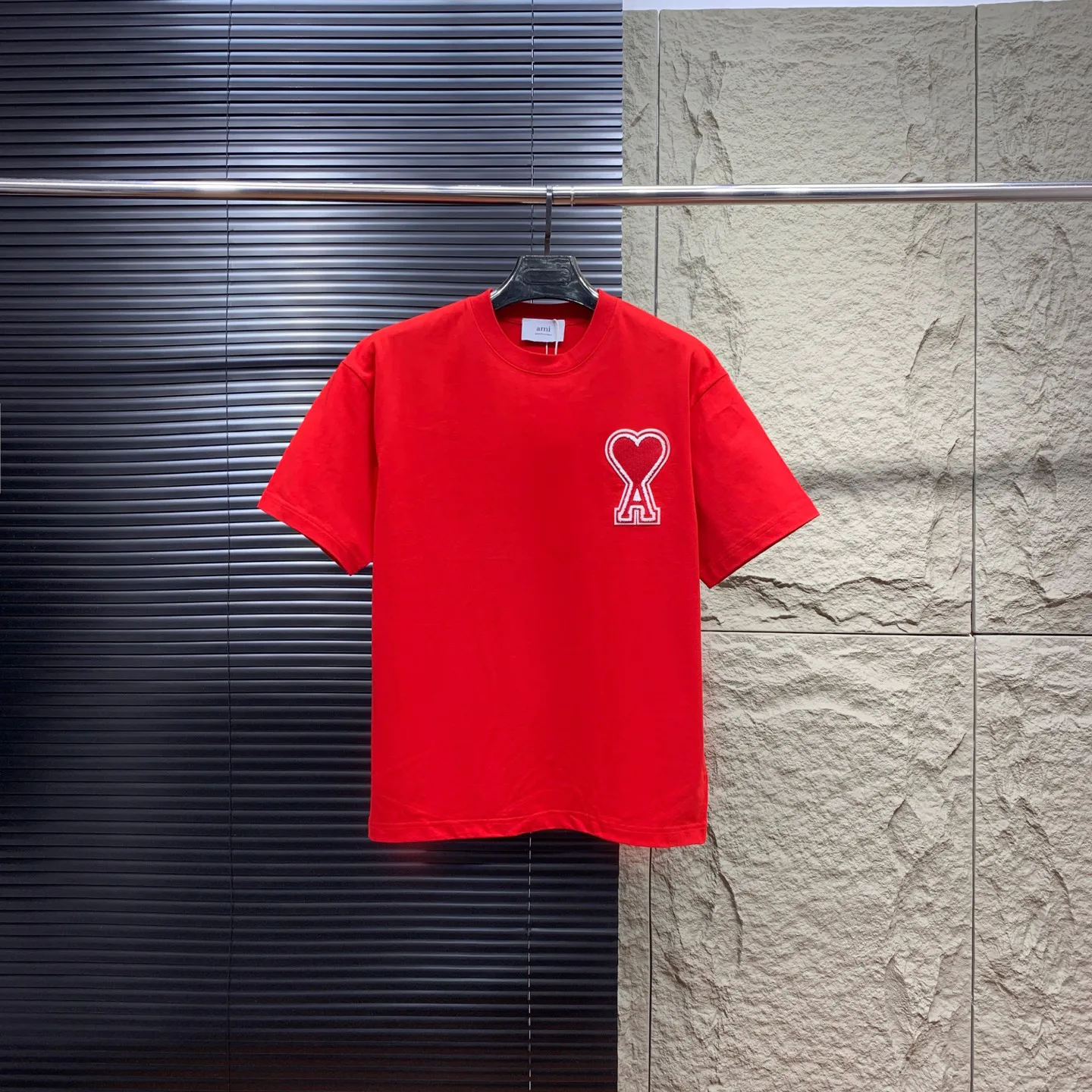 Футболки Женские Ami Paris 11688534