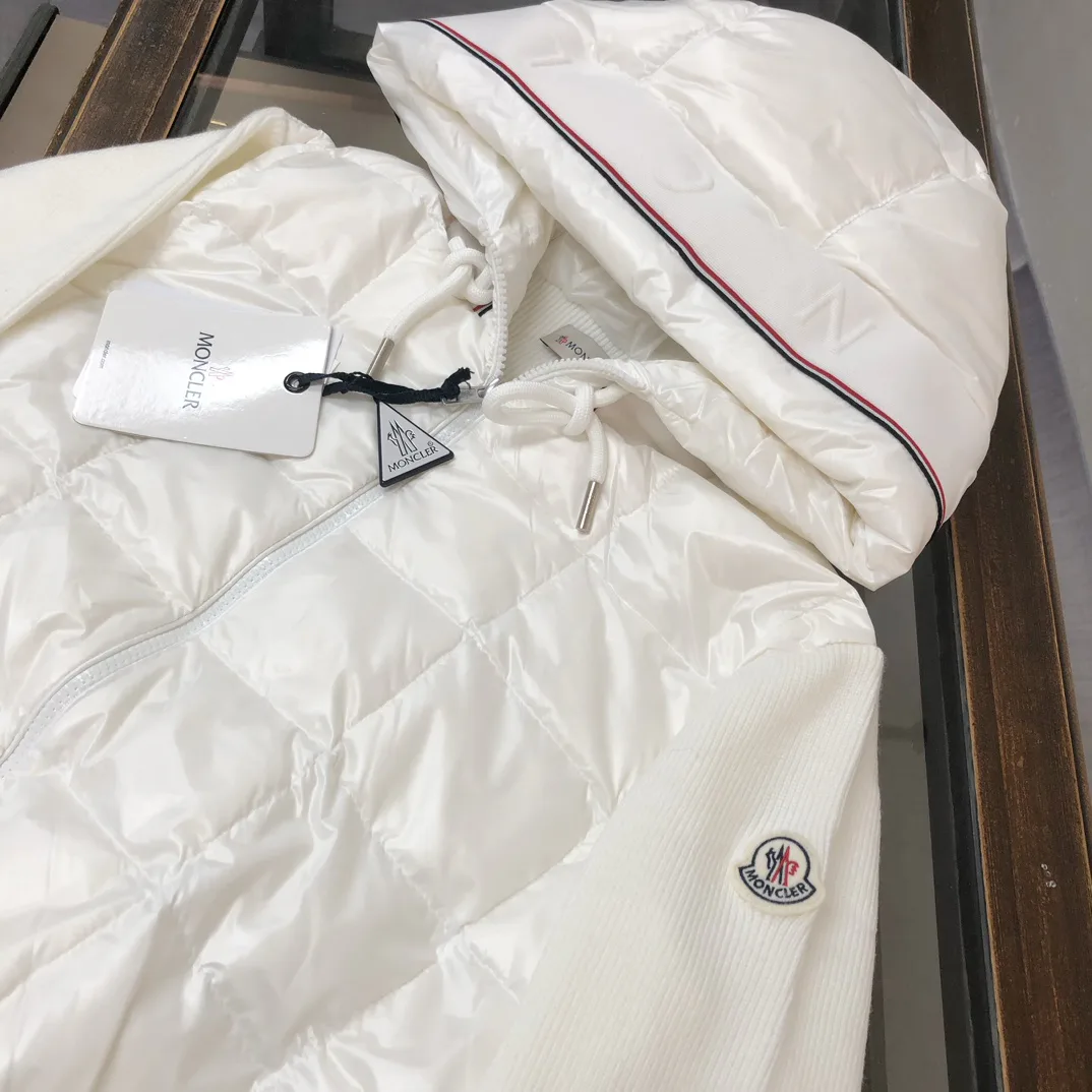 Куртки И Пуховики Мужские Moncler 375463