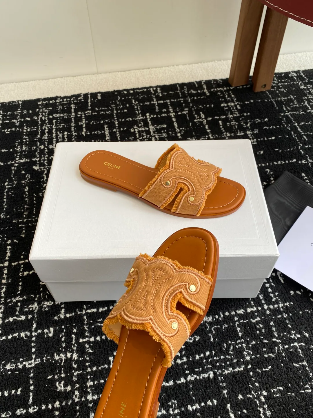 Шлепанцы Женские Celine 36247