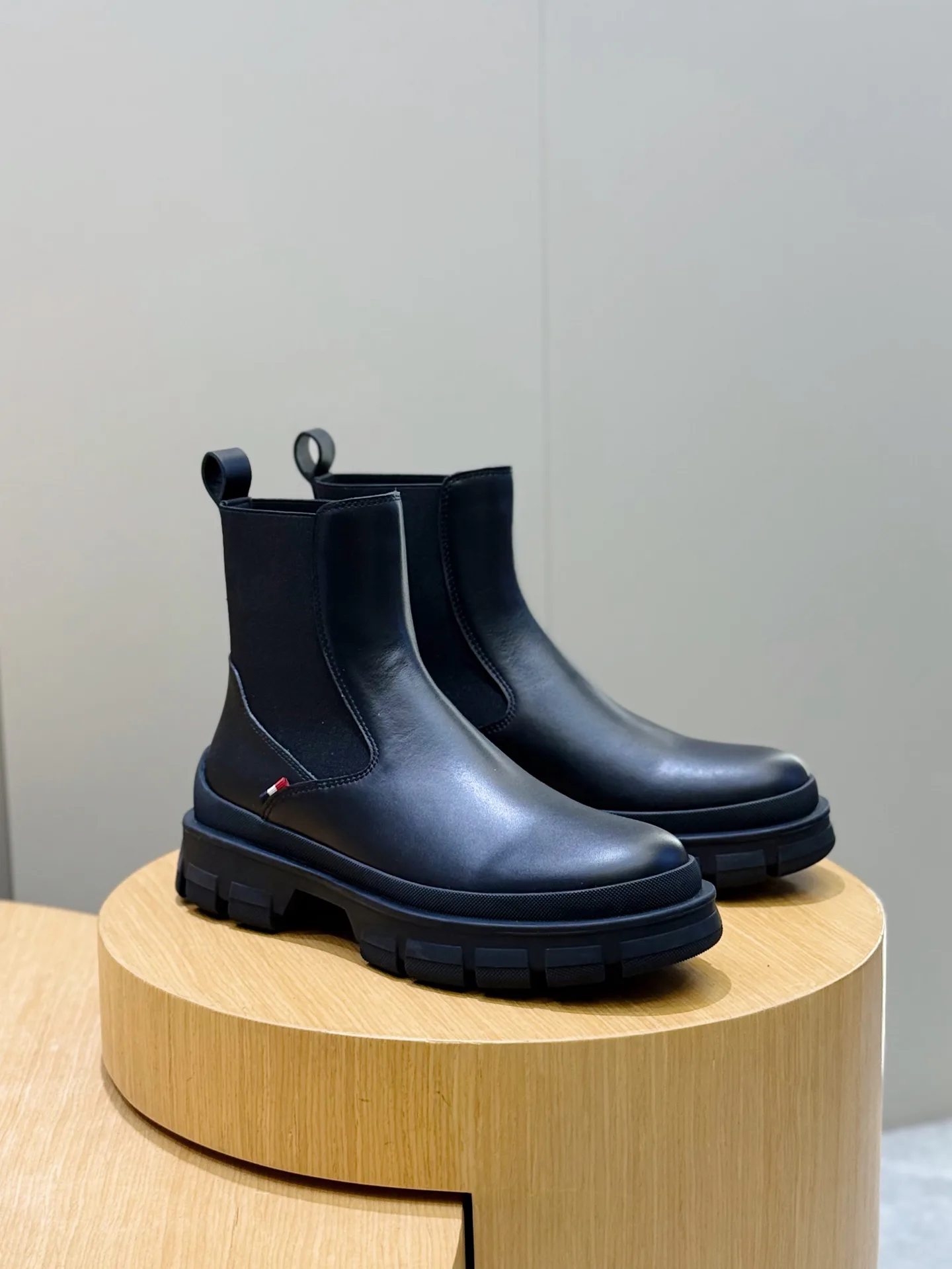 Ботинки Мужские Moncler 19423335