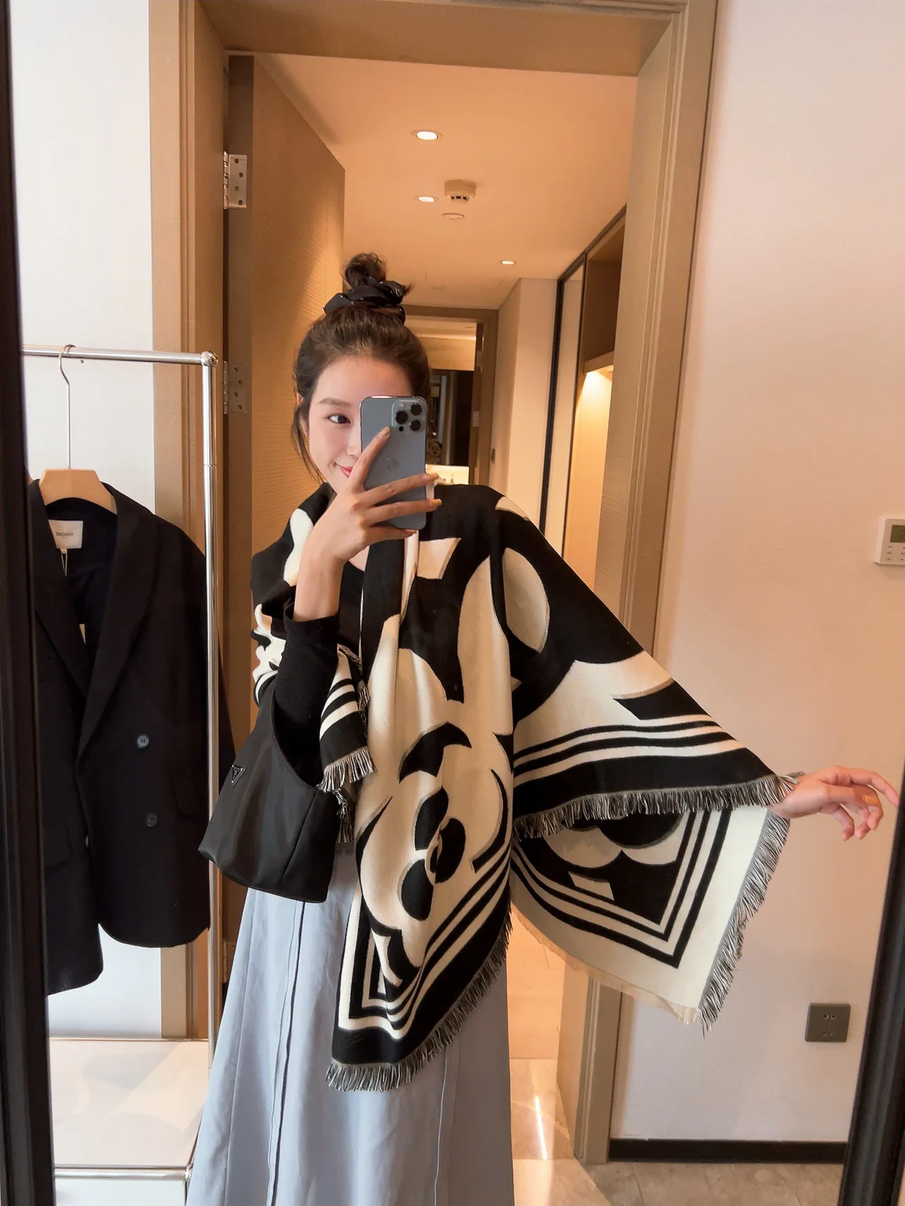 Платки Chanel 1973636