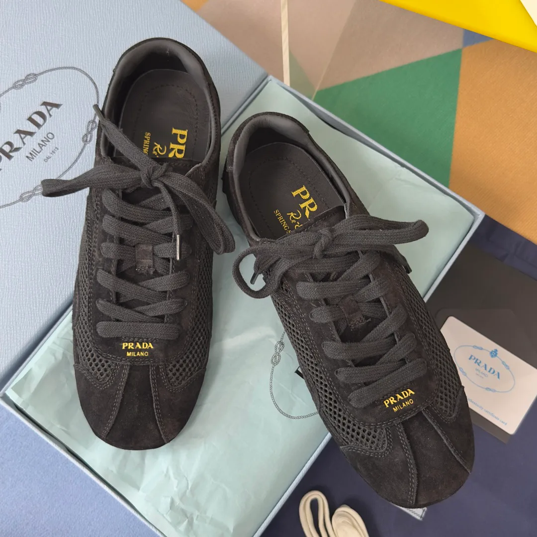 Кроссовки Женские Prada 11475188