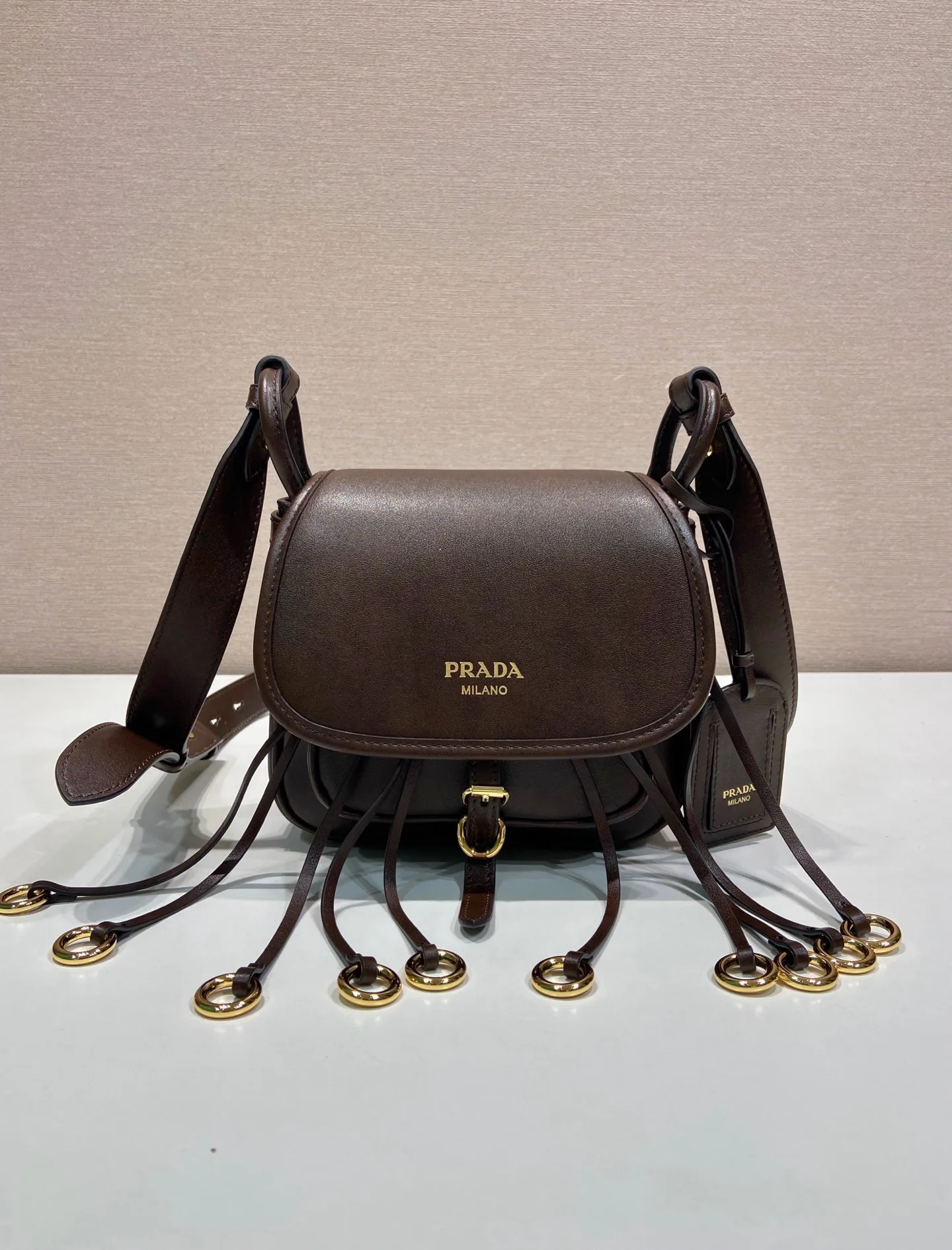 Классические Сумки Женские Prada 18184689