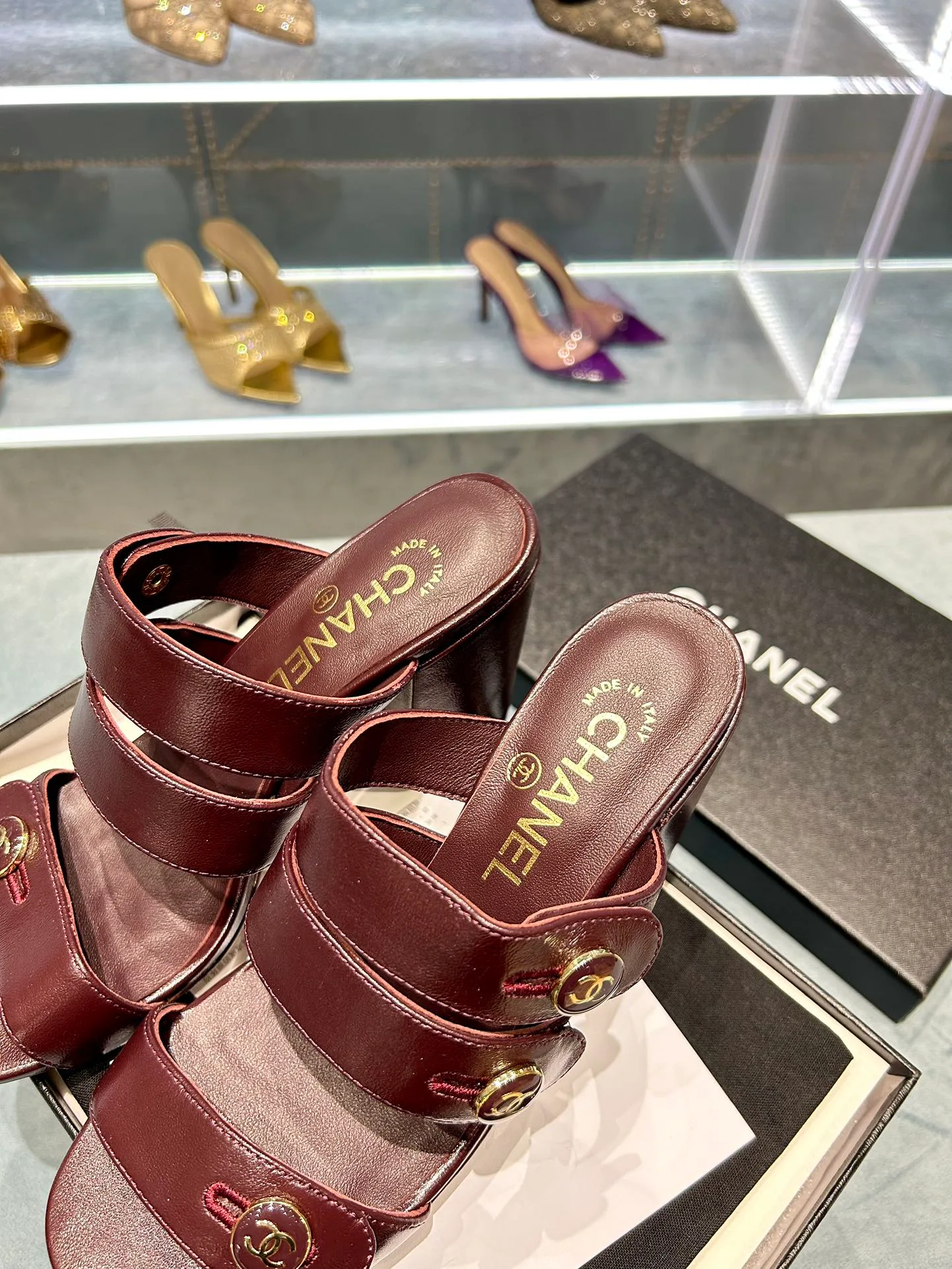 Босоножки Женские Chanel 10245363