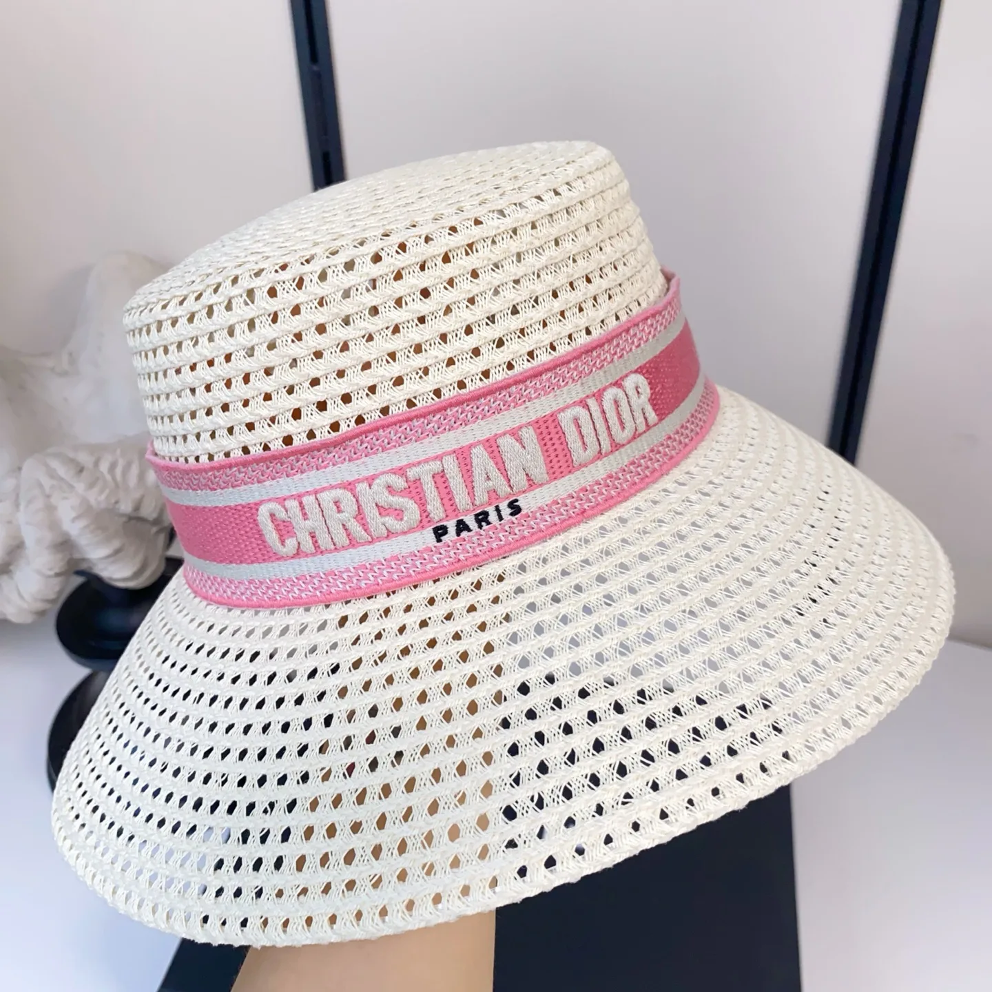 Головные Уборы Christian Dior 13569665