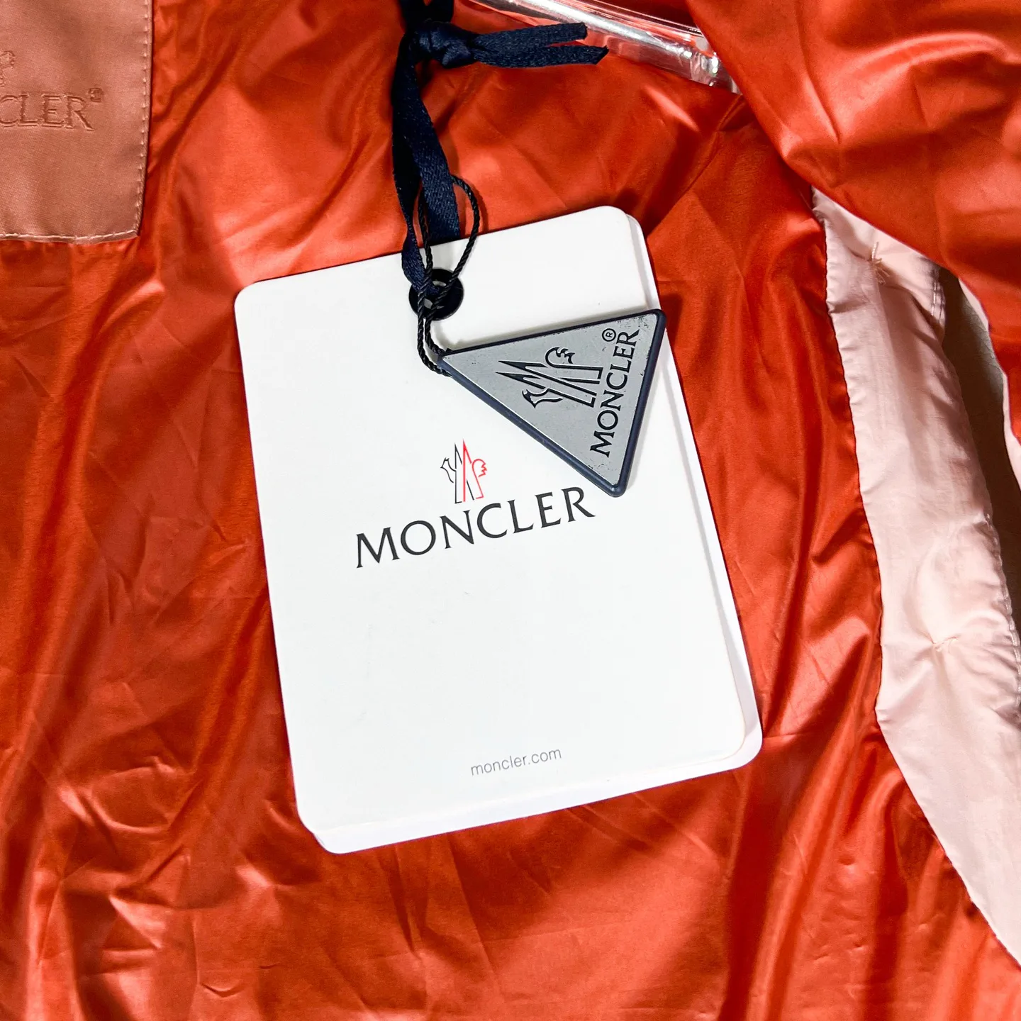 Жилеты Женские Moncler 19225049