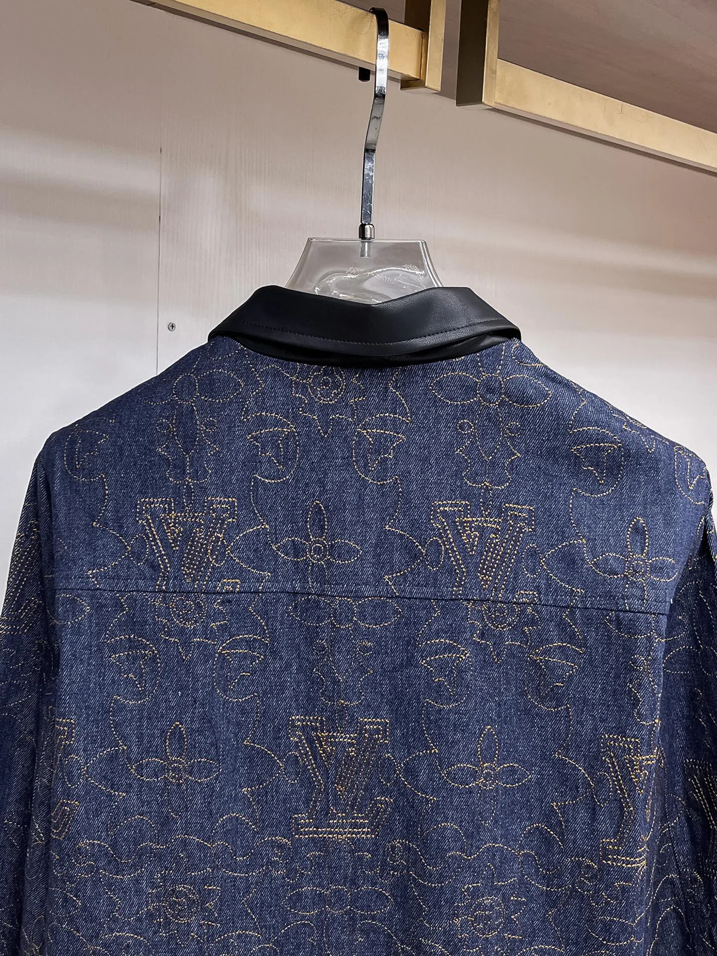 Куртки И Пуховики Мужские Louis Vuitton 18197218