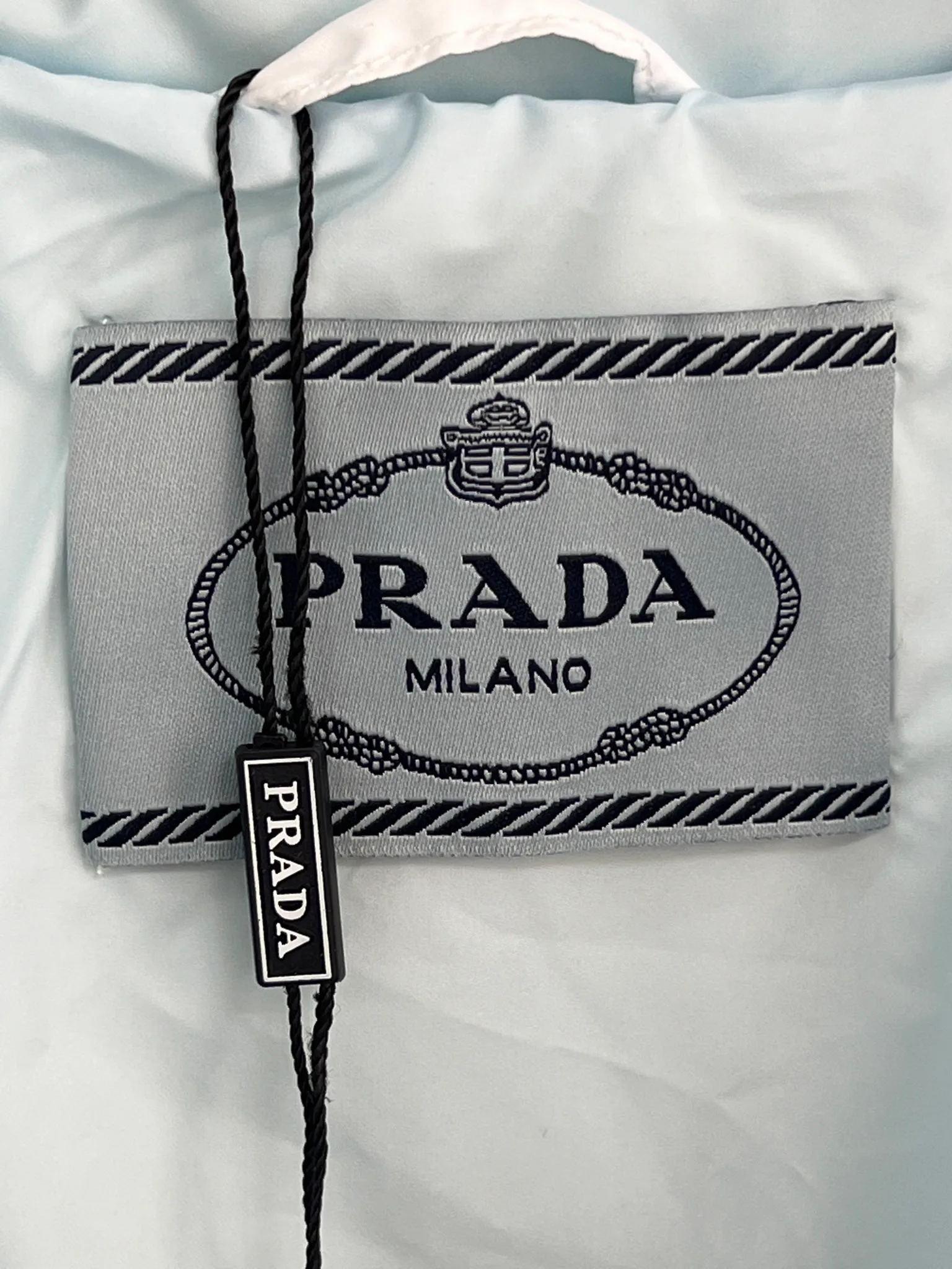 Куртки И Пуховики Женские Prada 17904153