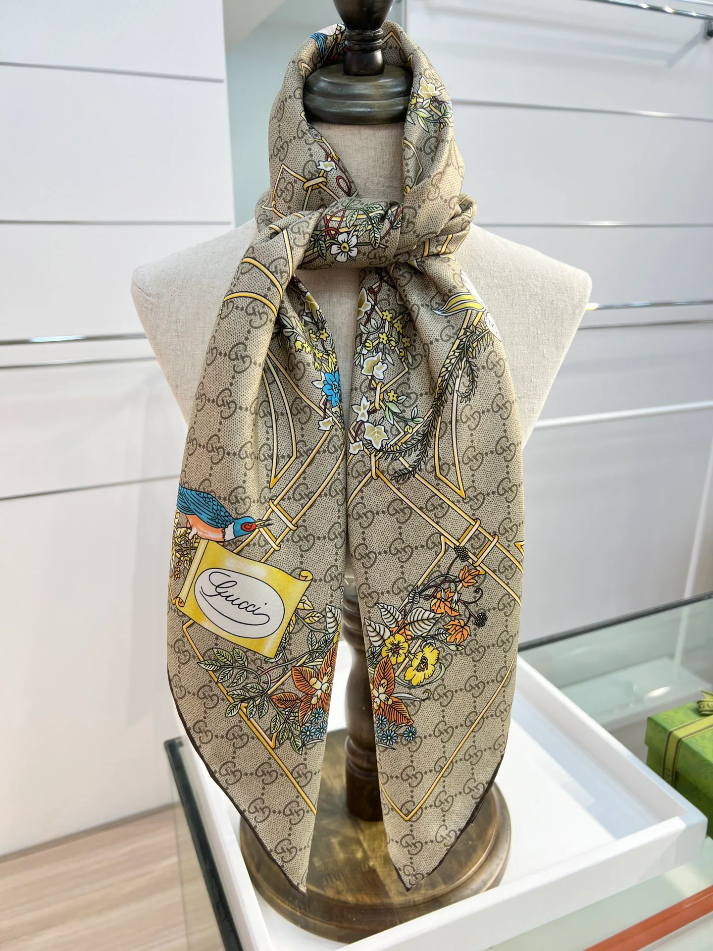 Шарфы Gucci 16238