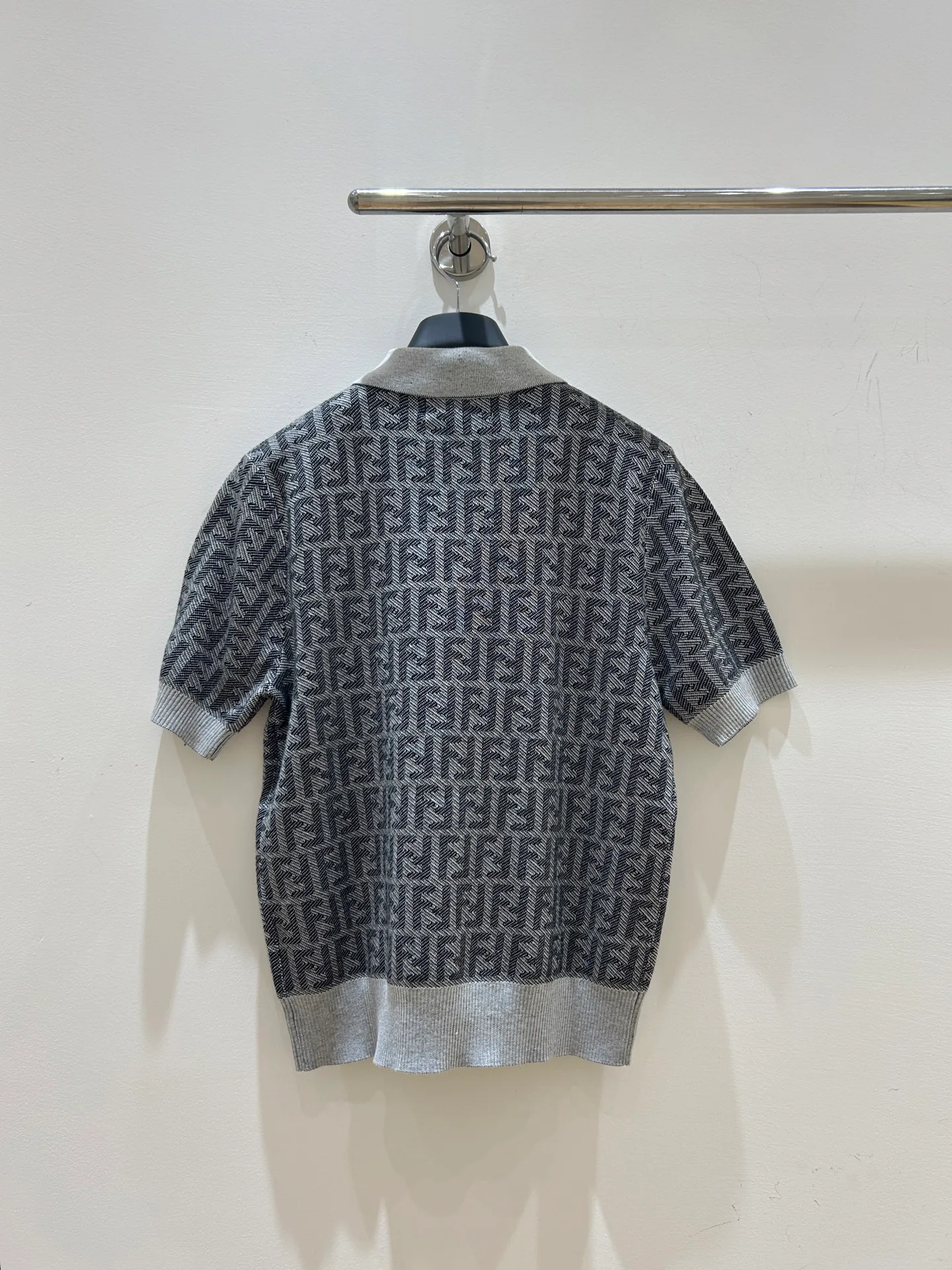 Джемперы И Свитеры Женские Fendi 11453066