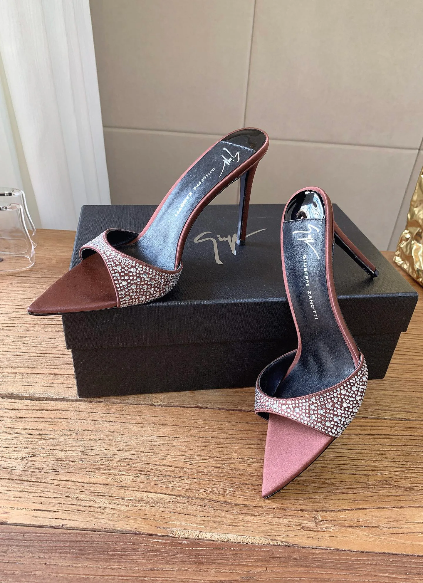 Туфли Женские Giuseppe Zanotti 16850472