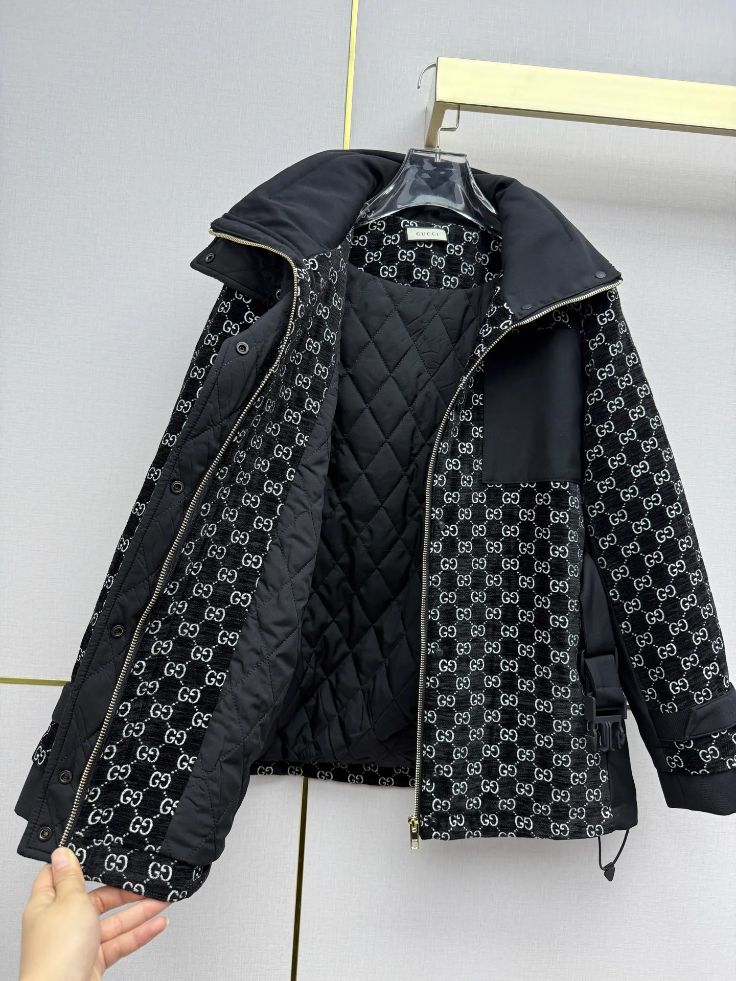 Куртки И Пуховики Женские Gucci 792769