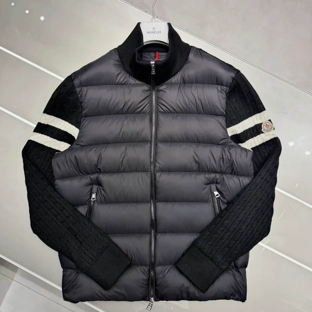 Куртки И Пуховики Мужские Moncler 17418472