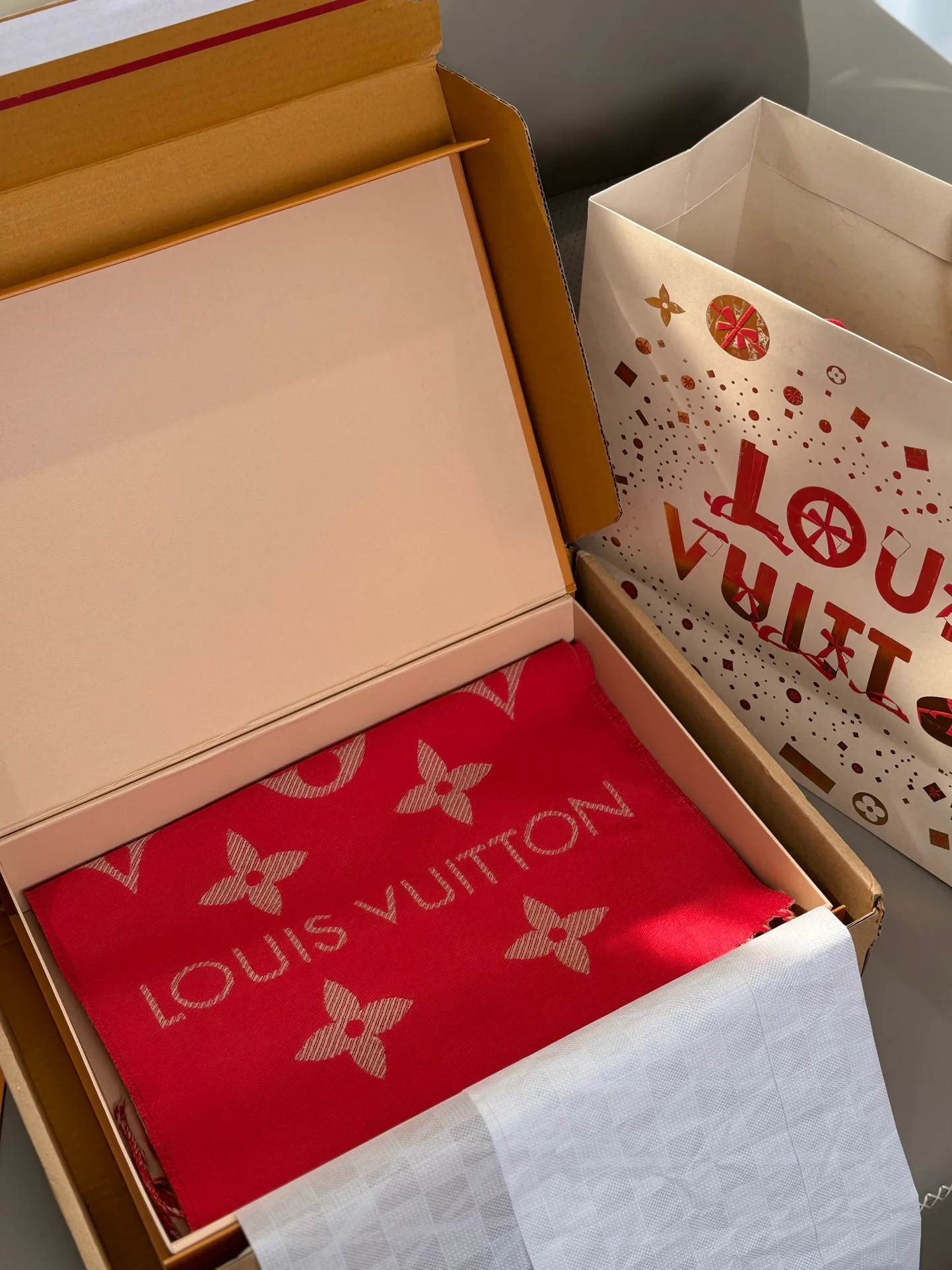 Шарфы Louis Vuitton 964469