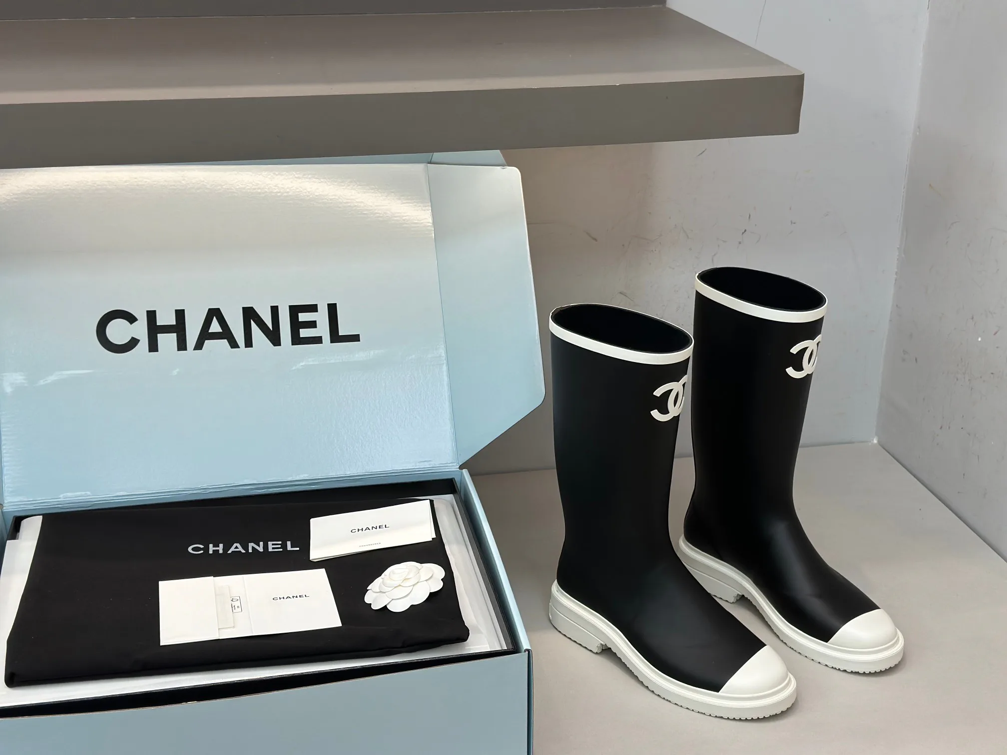 Сапоги Женские Chanel 18066475