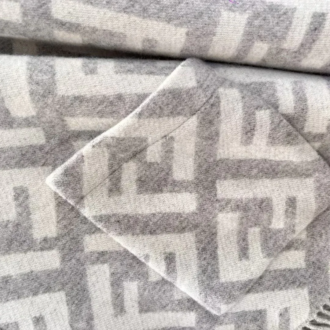 Шарфы Fendi 1669519