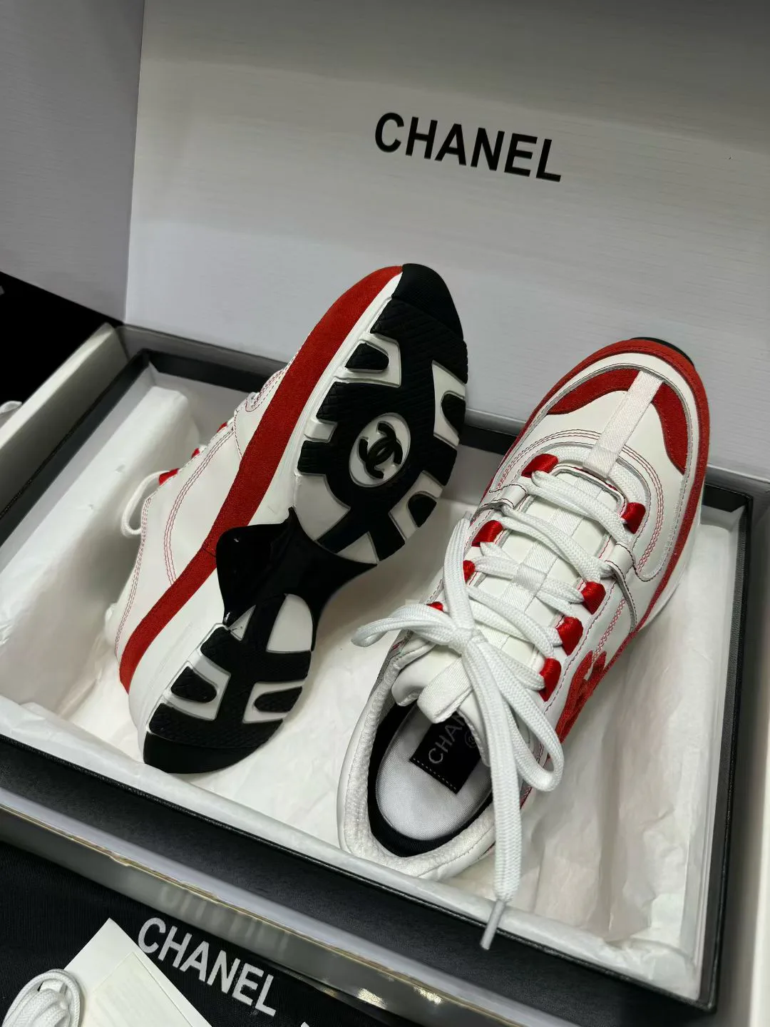 Кроссовки Женские Chanel 11879169