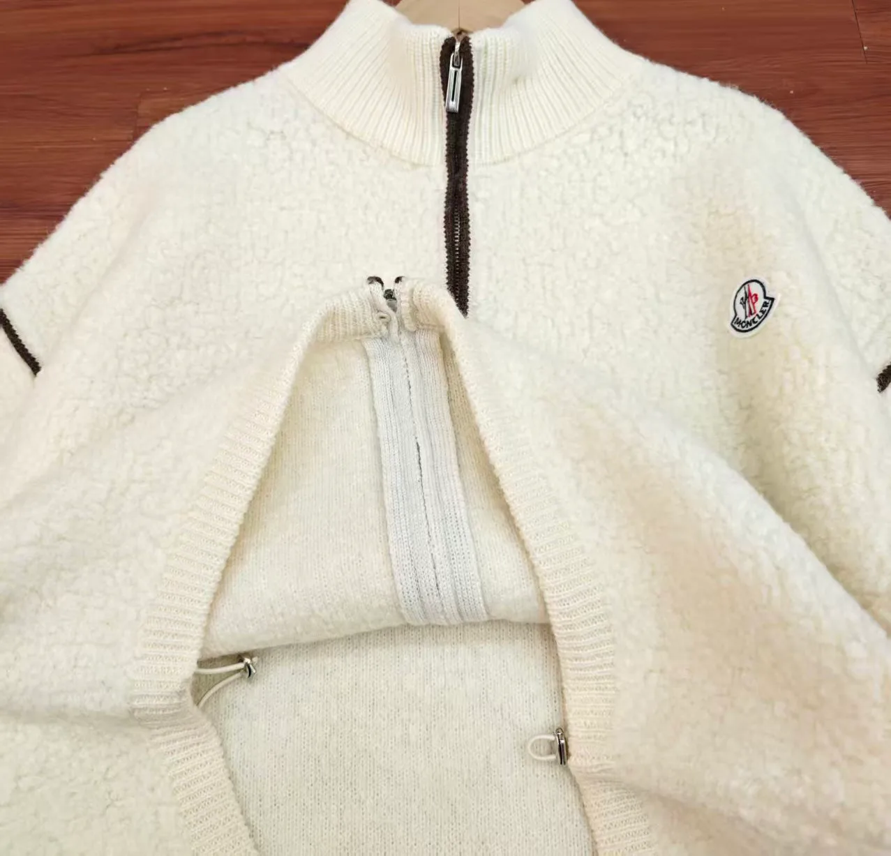 Куртки И Пуховики Женские Moncler 724316