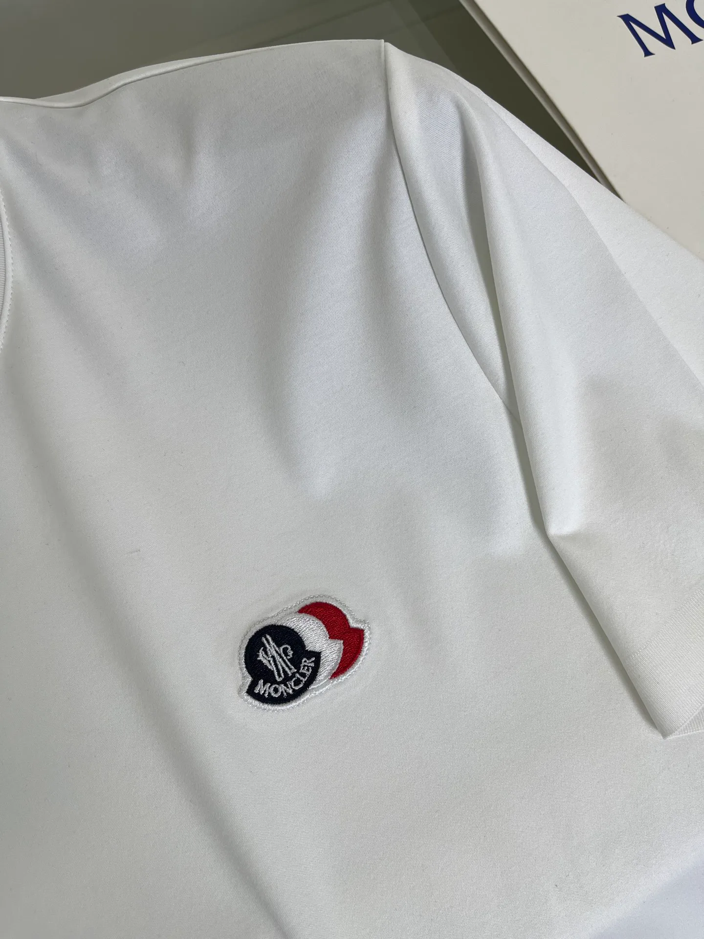 Футболки Женские Moncler 13433888